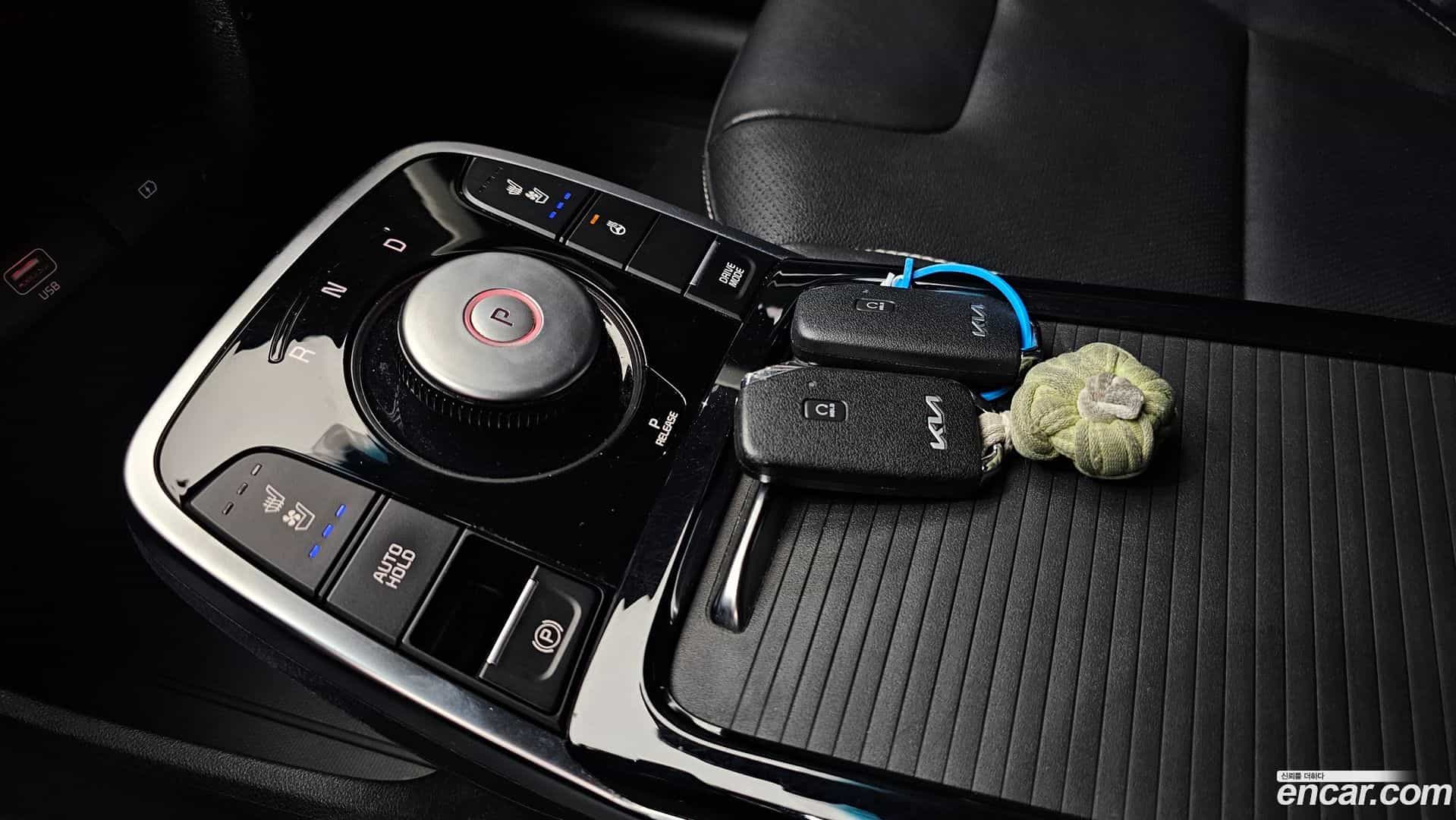 Niro Kia 2022.3-INNER-009