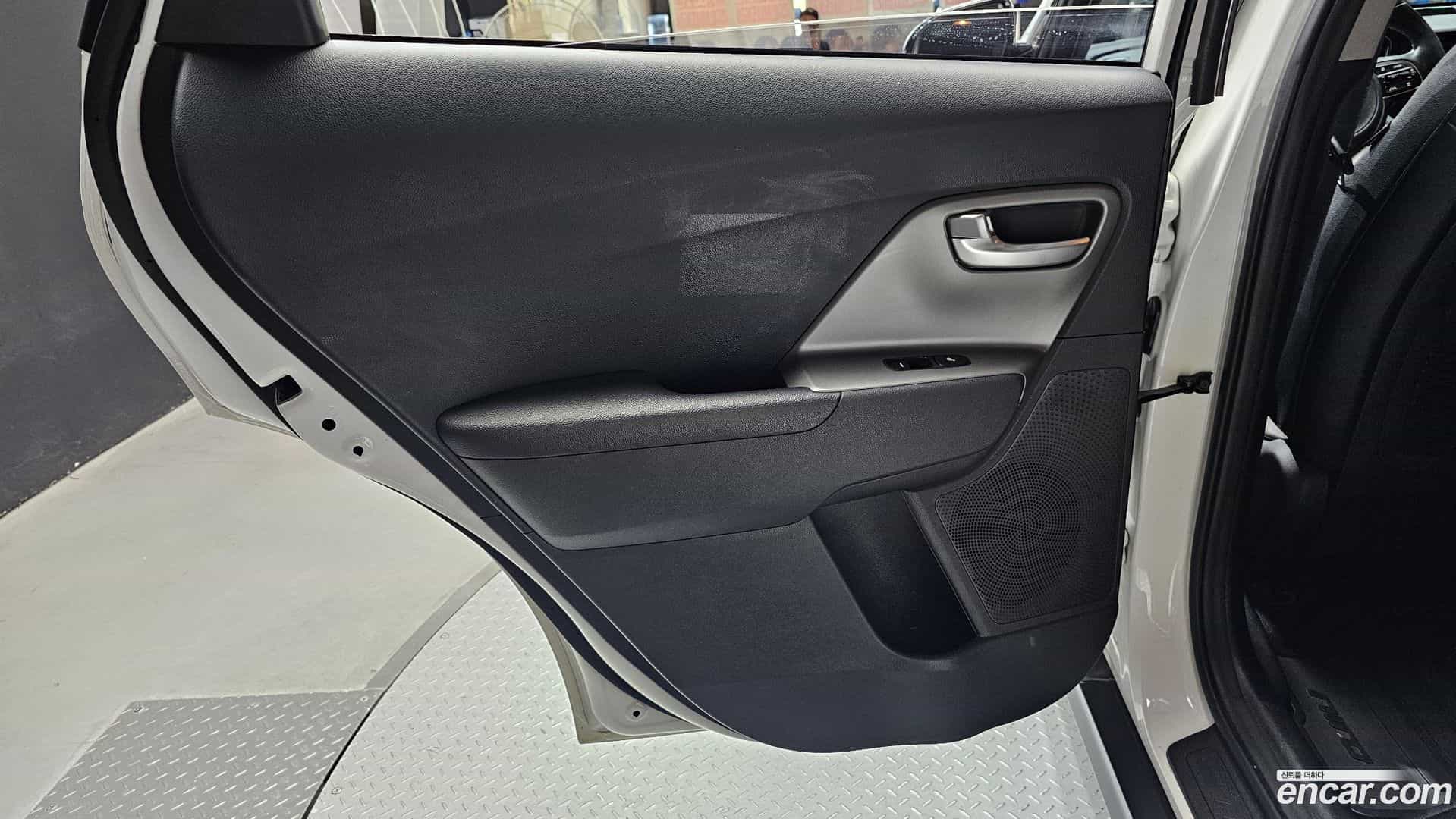 Niro Kia 2022.3-INNER-035