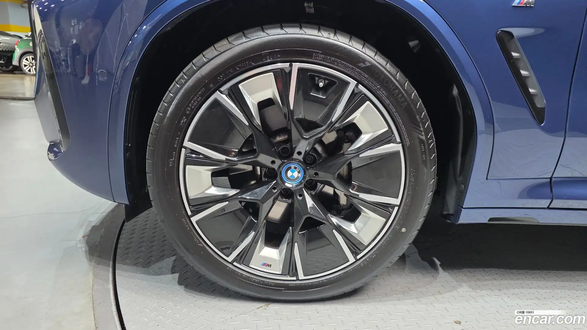 iX3 BMW 2025.4-OUTER-005