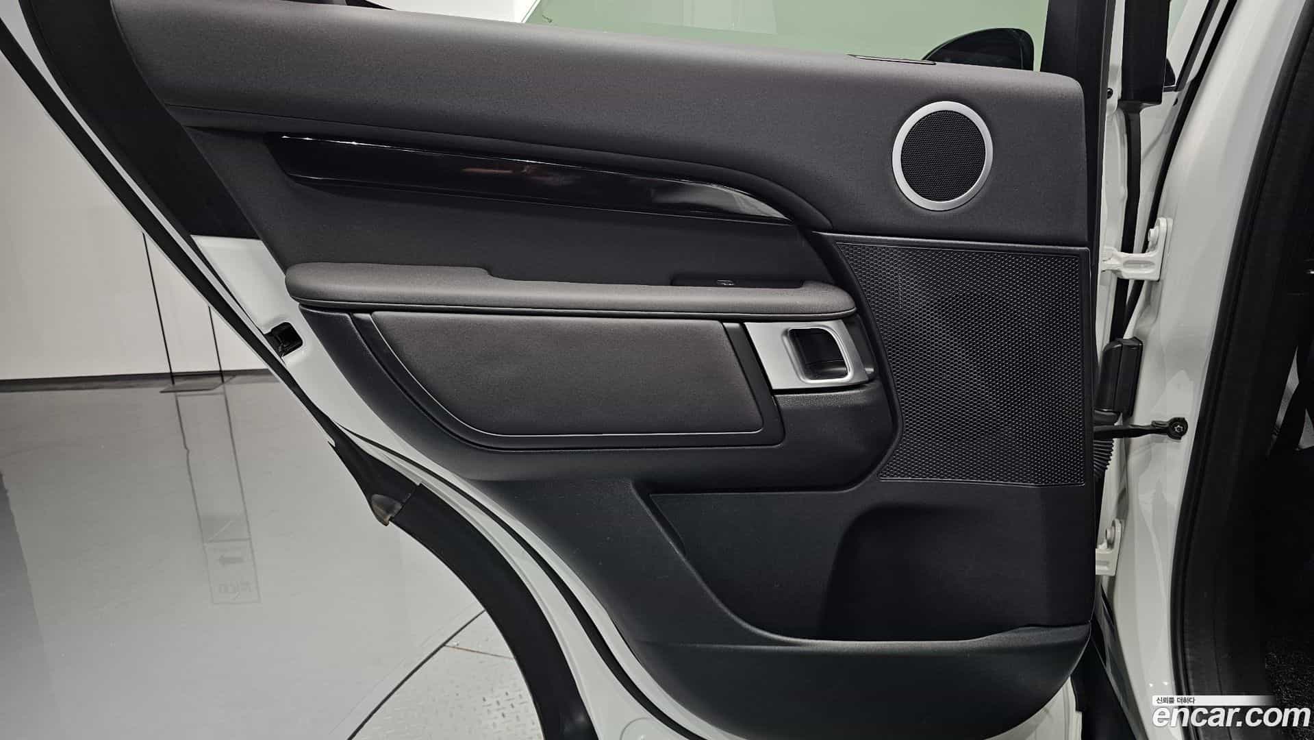 Discovery Land Rover 2019.9-INNER-035