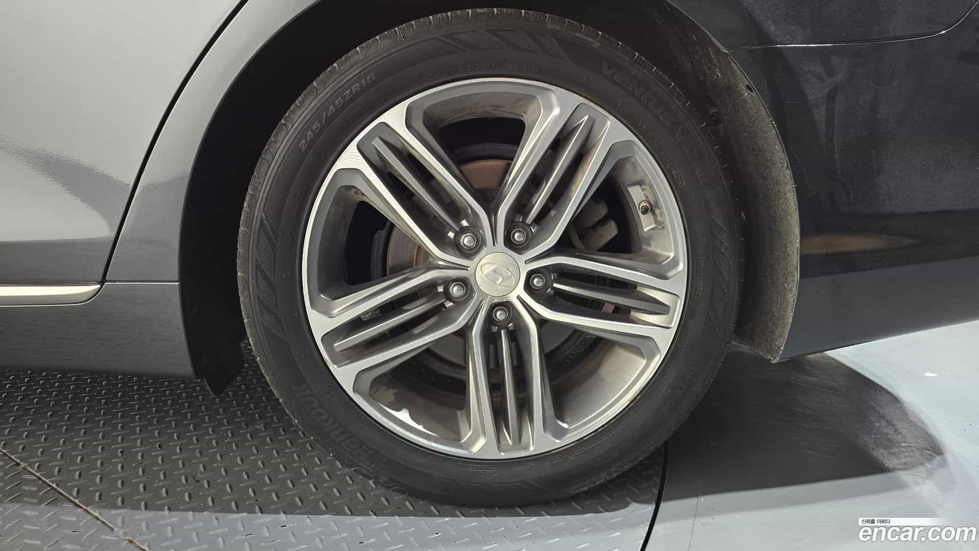 Grandeur Hyundai 2018.11-OUTER-031