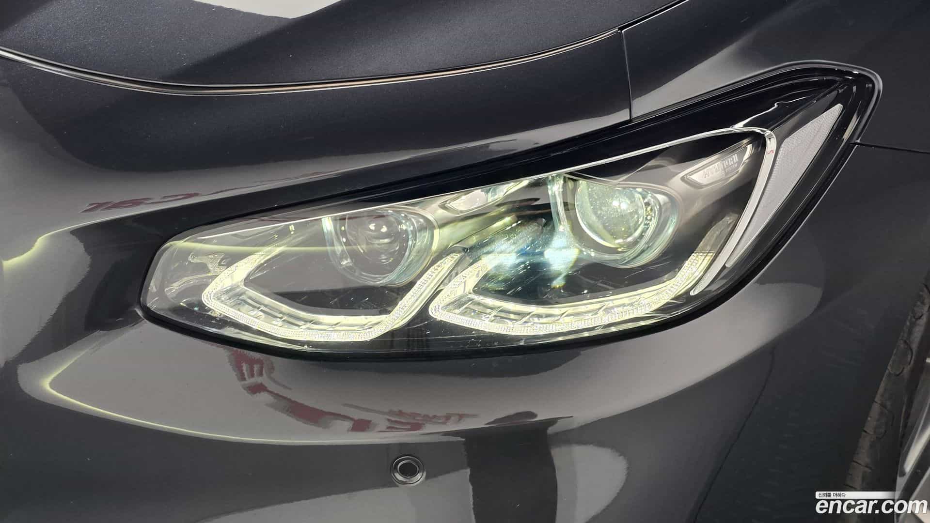 Grandeur Hyundai 2018.11-OUTER-032
