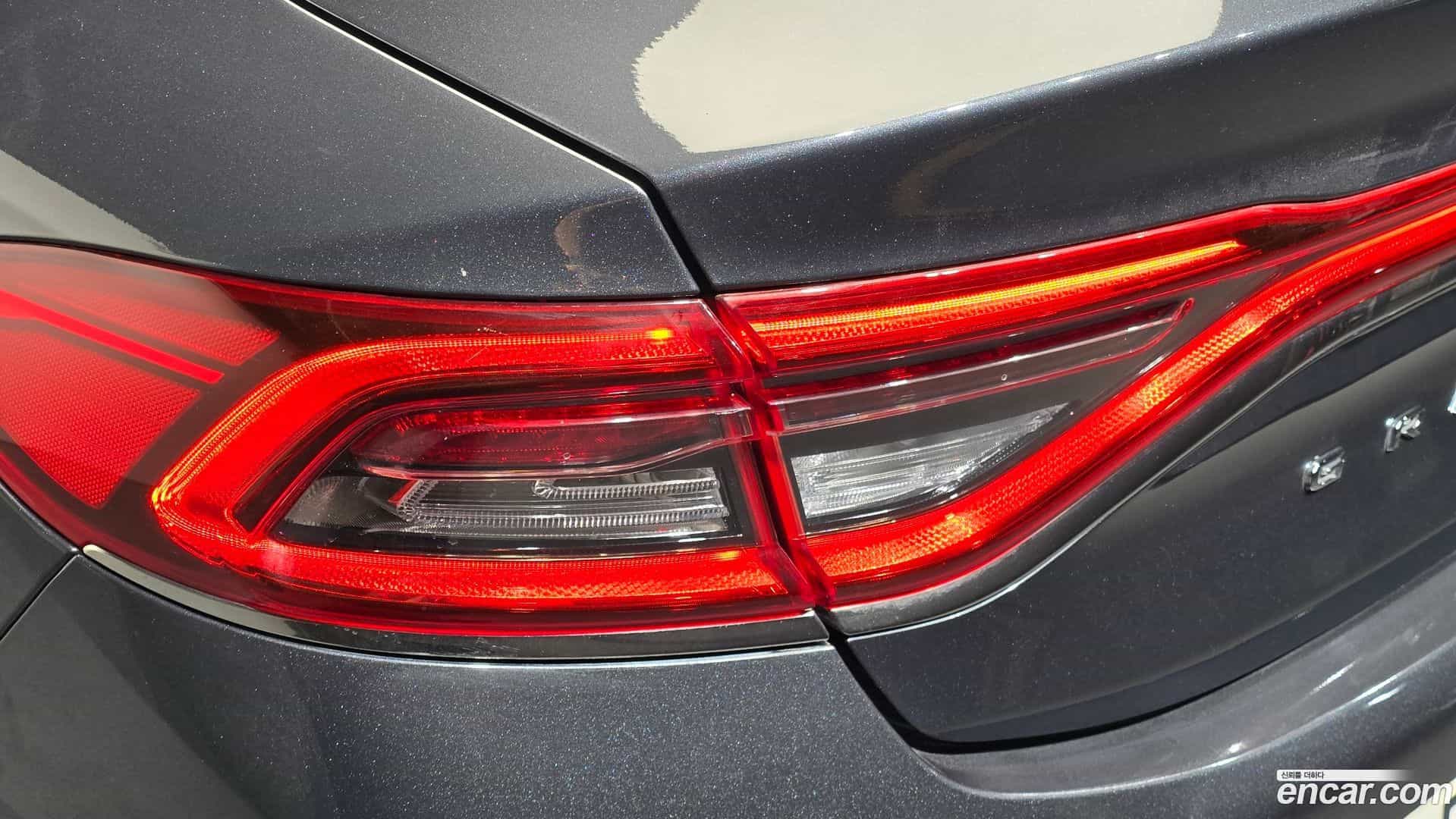 Grandeur Hyundai 2018.11-OUTER-033