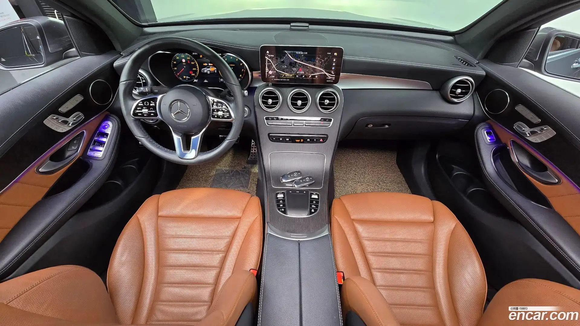 GLC-Class Mercedes-Benz 2023.5-INNER-007