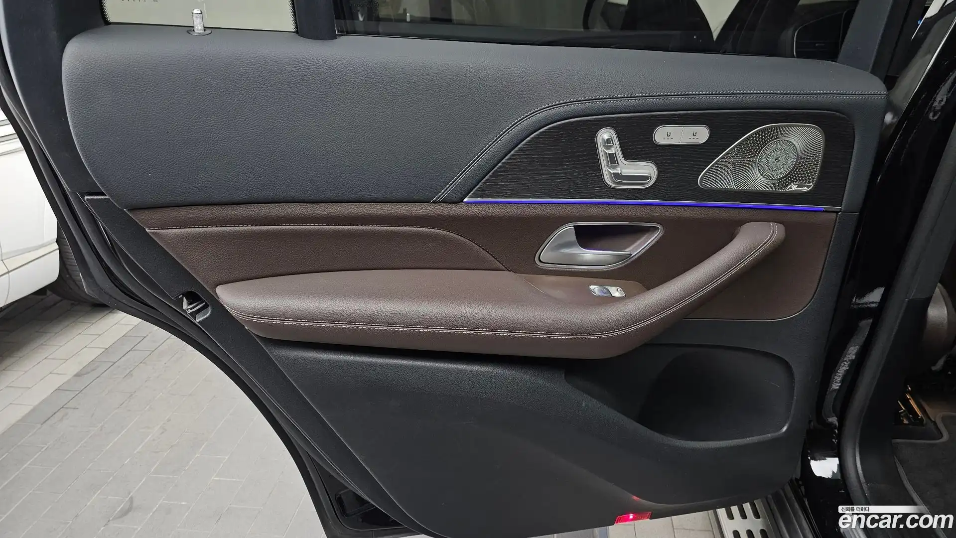 GLS-Class Mercedes-Benz 2022.5-INNER-035