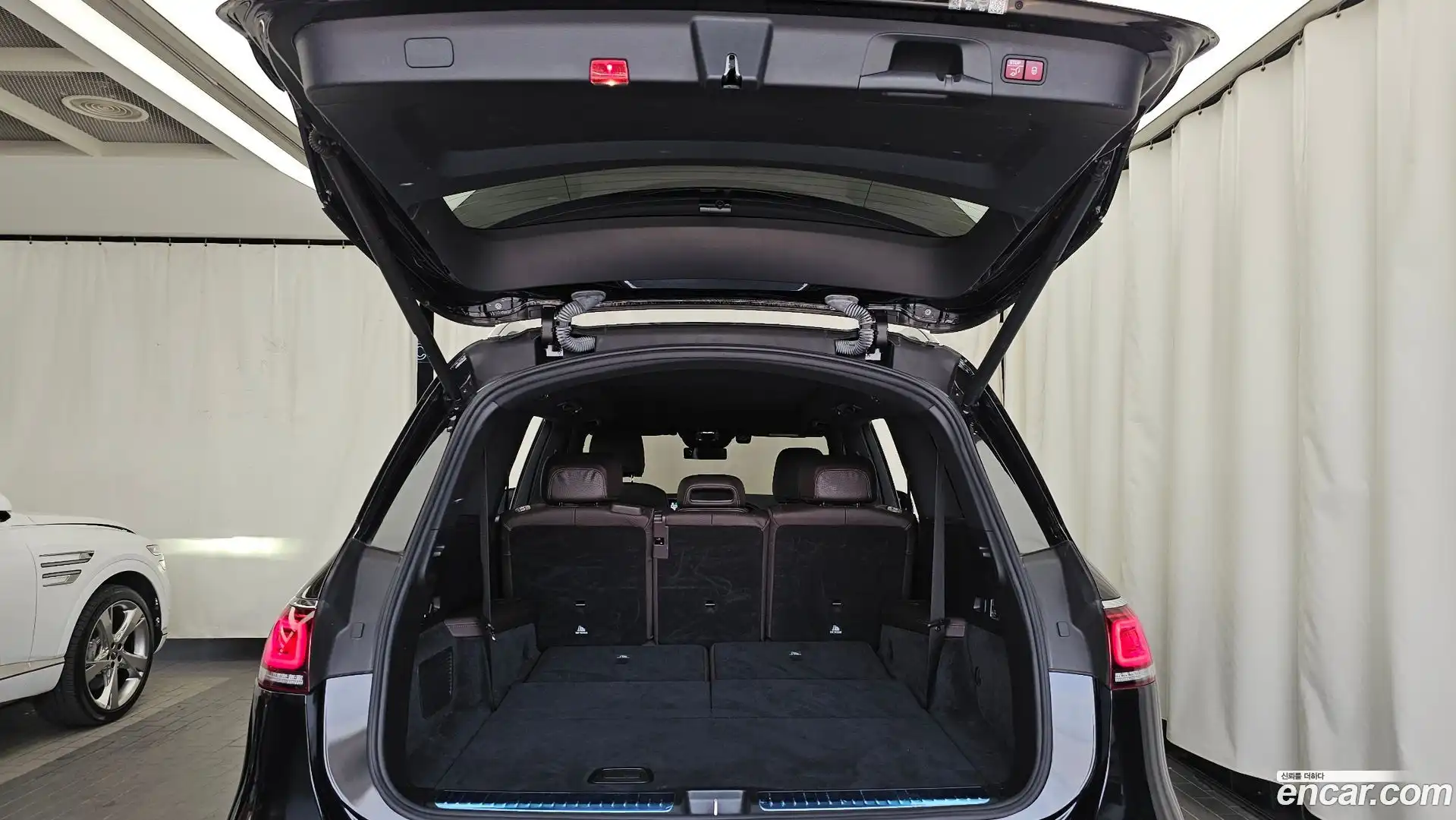 GLS-Class Mercedes-Benz 2022.5-OPTION-040
