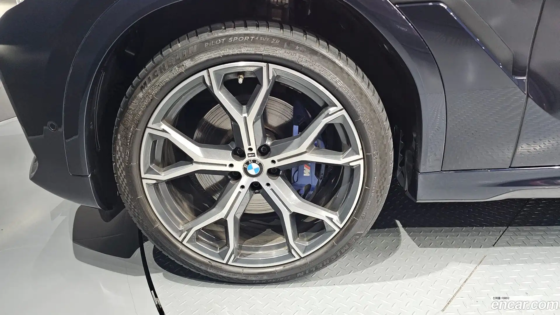 X6 BMW 2021.4-OUTER-005