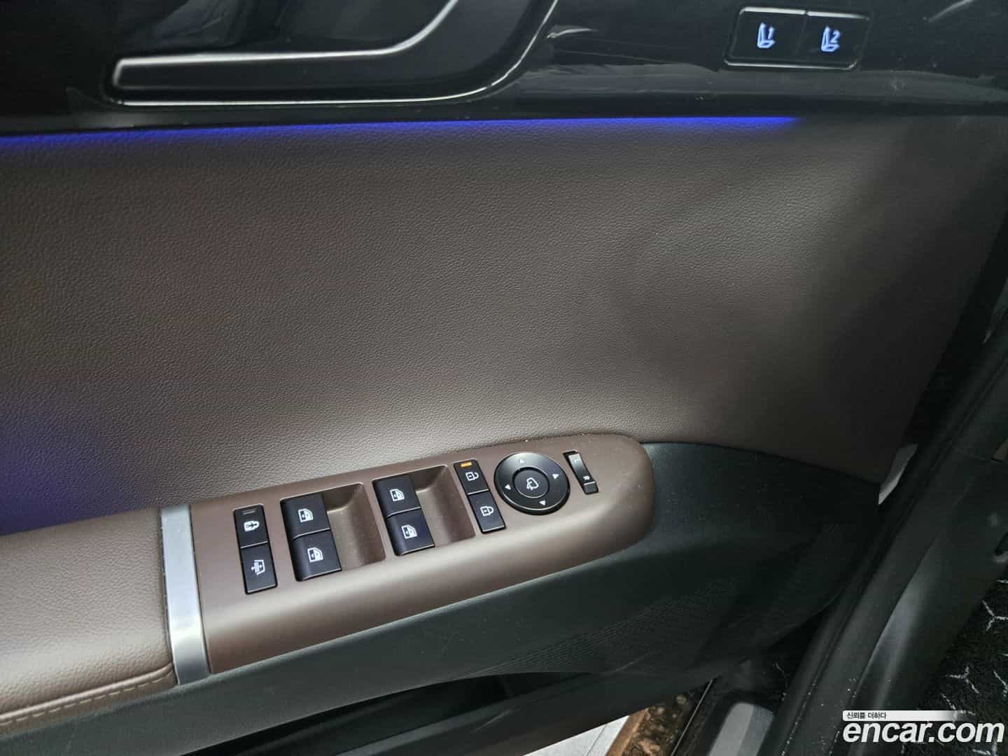Grandeur Hyundai 2025.10-INNER-009