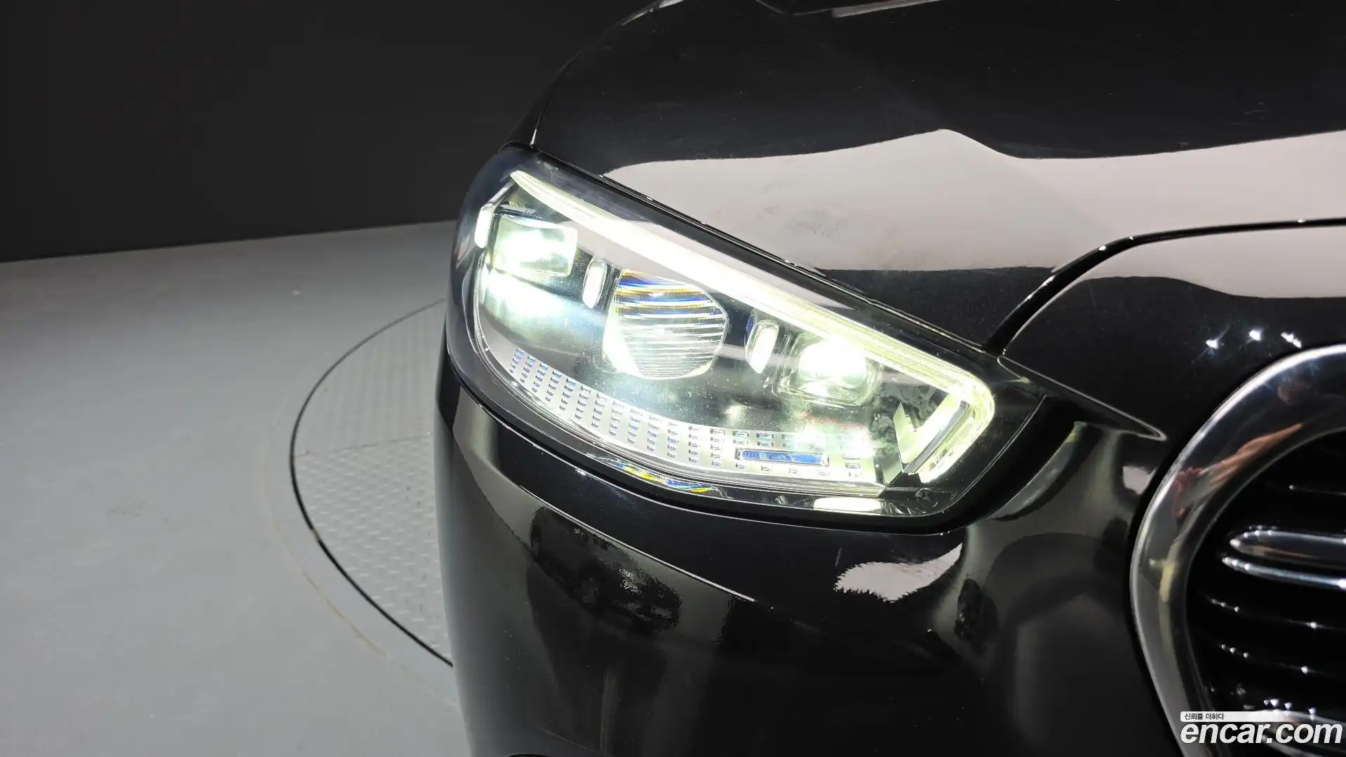 S-Class Mercedes-Benz 2022.2-OUTER-032