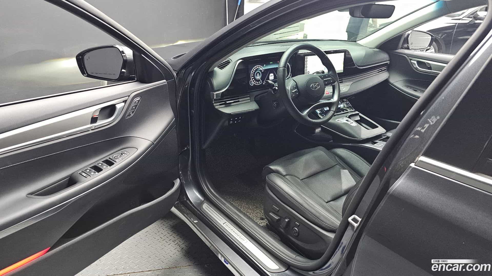 Grandeur Hyundai 2022.8-INNER-010