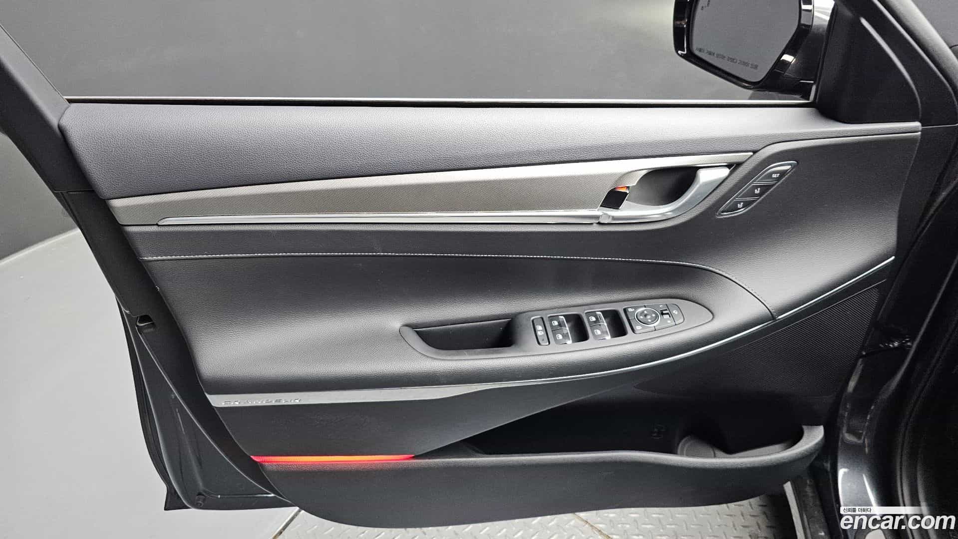 Grandeur Hyundai 2022.8-INNER-034