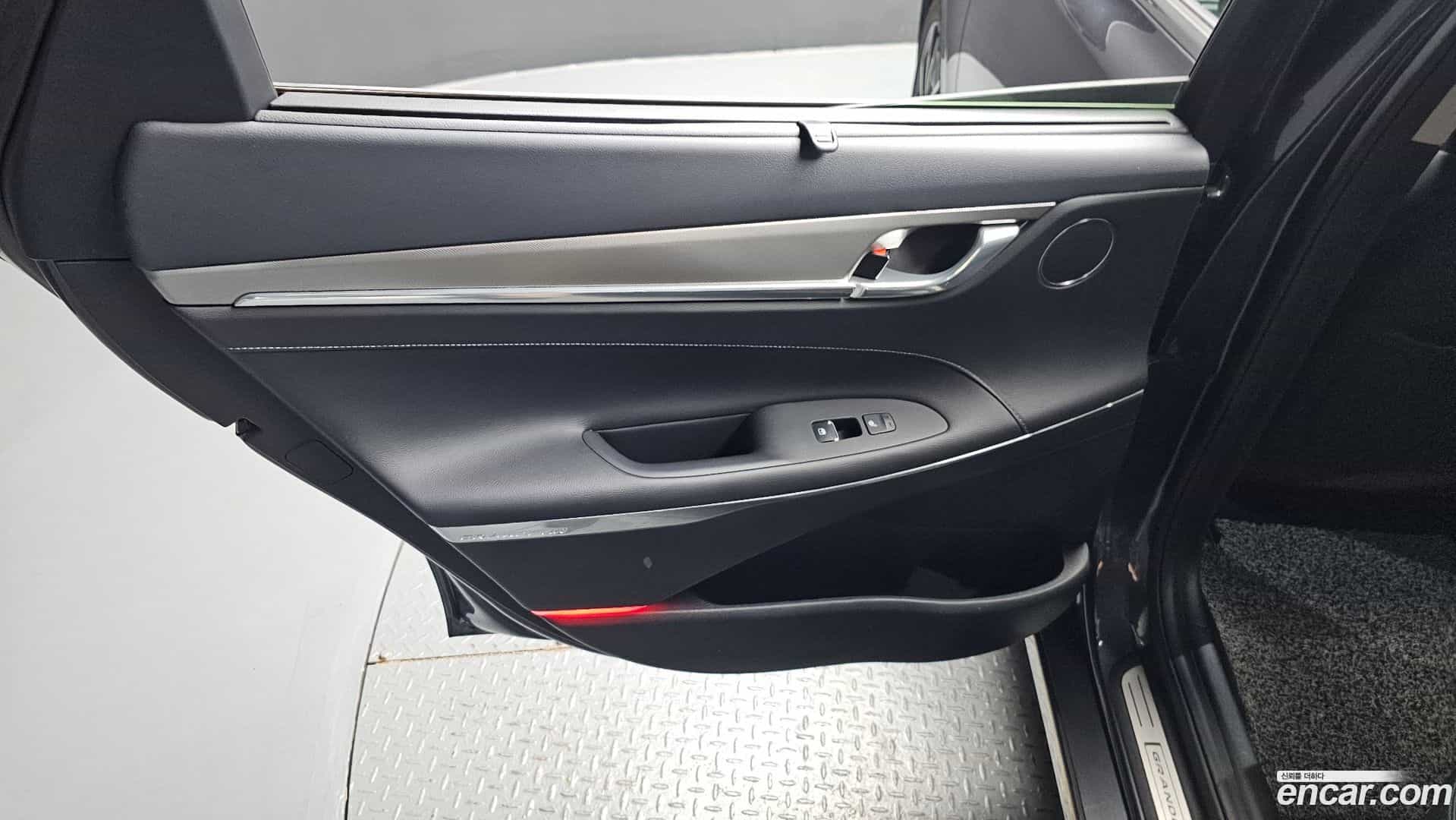 Grandeur Hyundai 2022.8-INNER-035