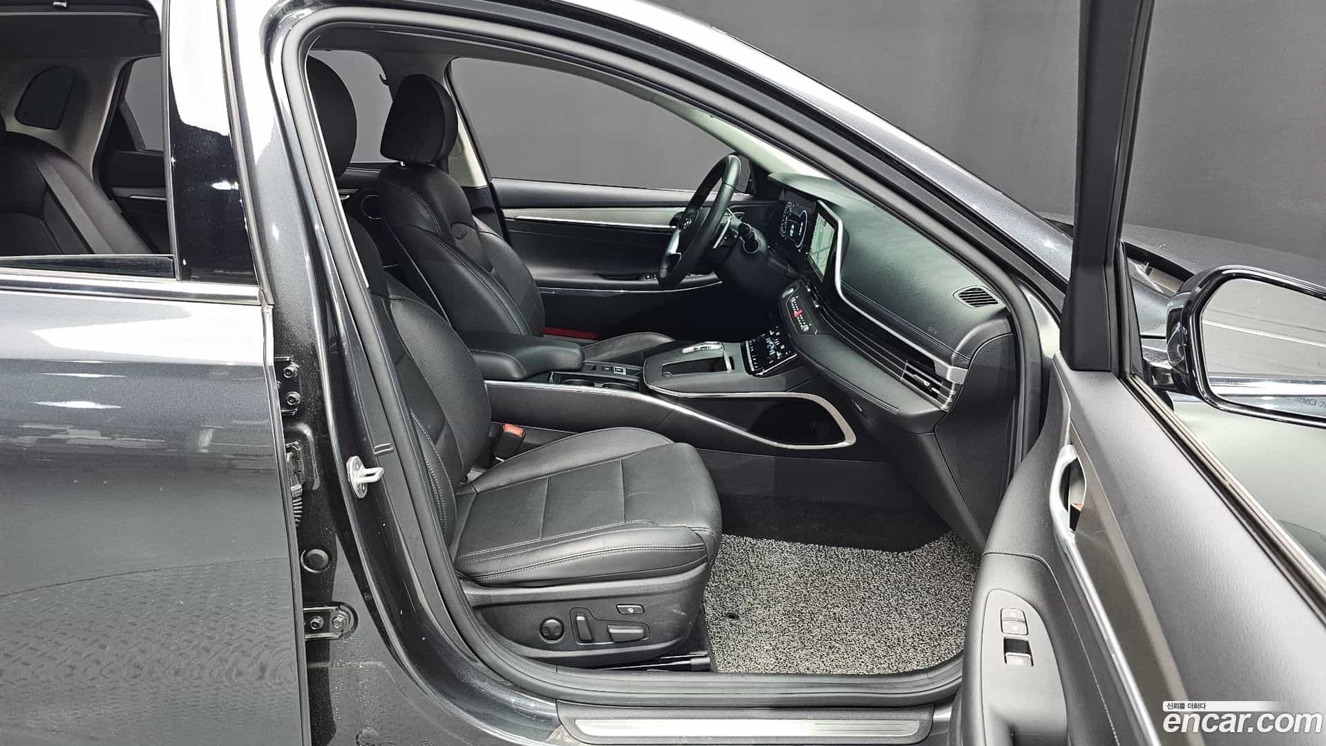 Grandeur Hyundai 2022.8-INNER-036