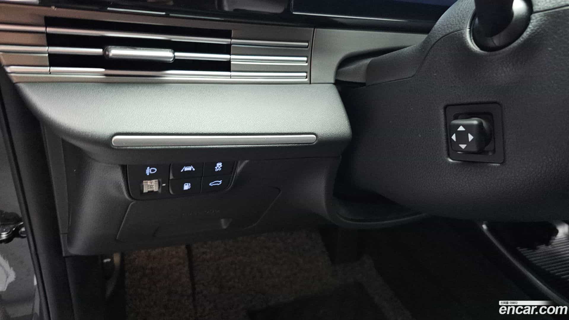 Grandeur Hyundai 2022.8-OPTION-041