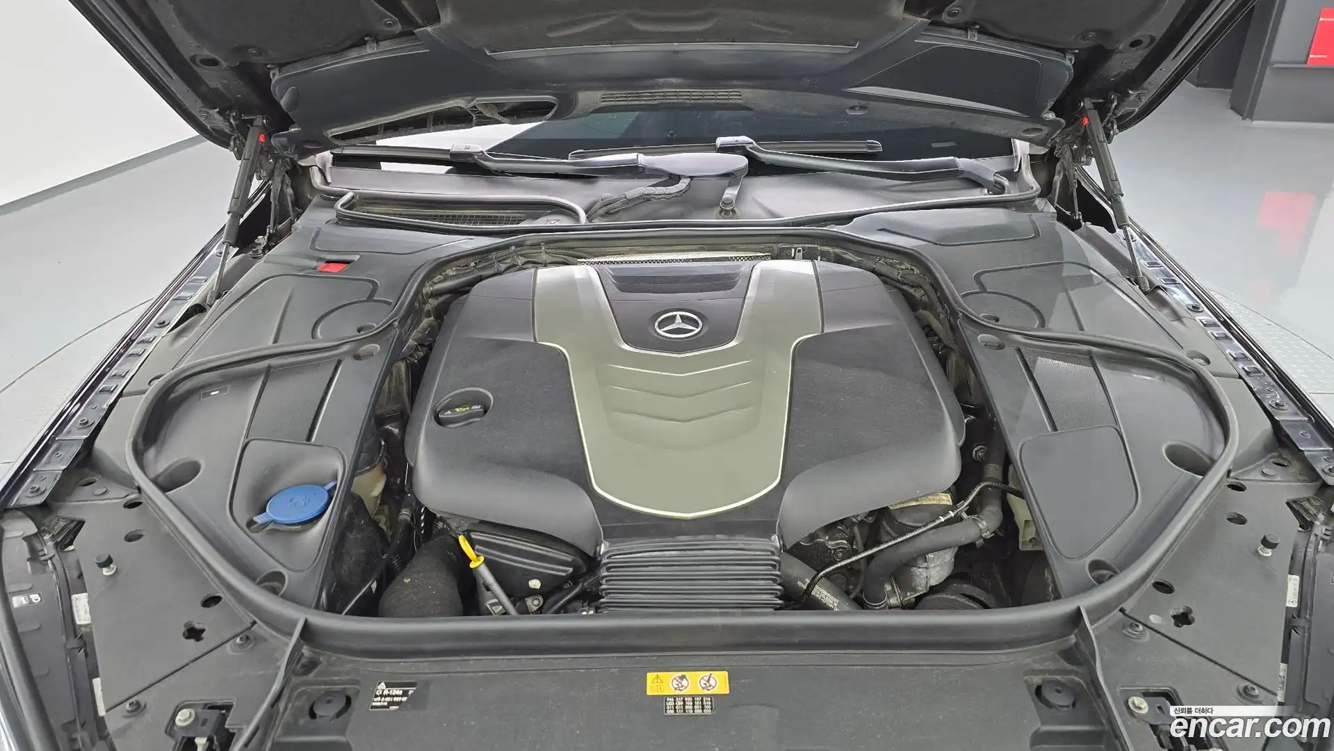 S-Class Mercedes-Benz 2015.3-OUTER-006