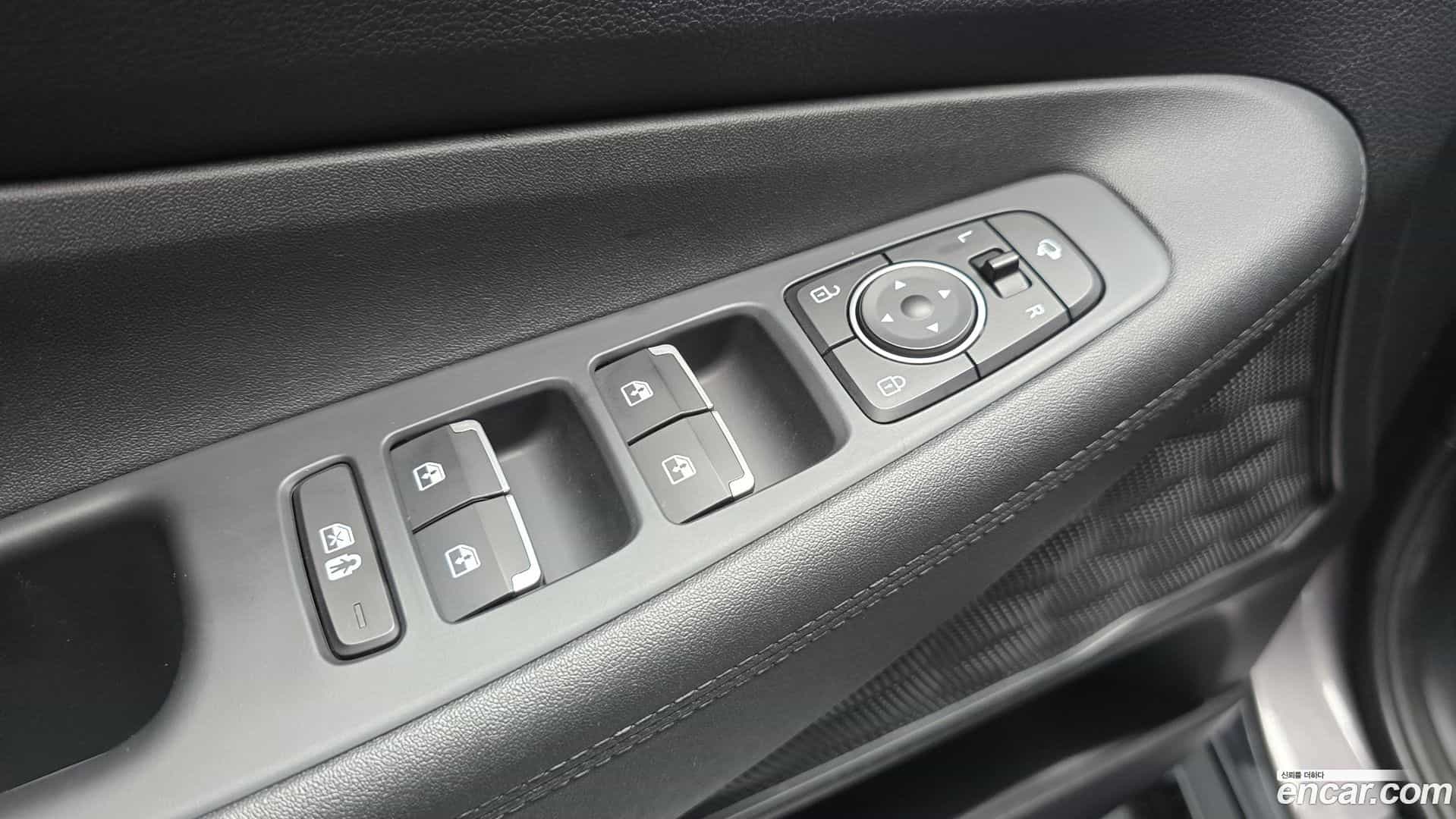 Santafe Hyundai 2022.8-OPTION-017