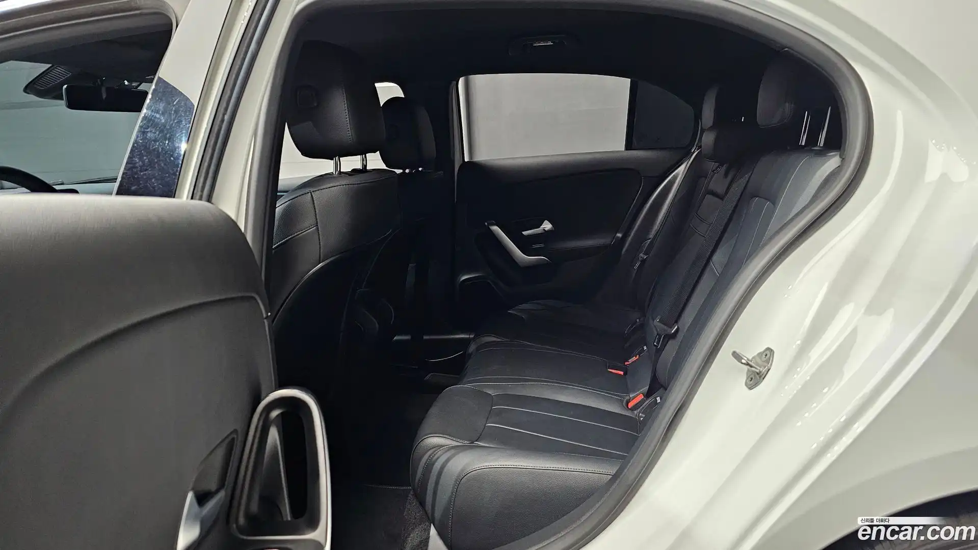 A-Class Mercedes-Benz 2022.7-OPTION-016