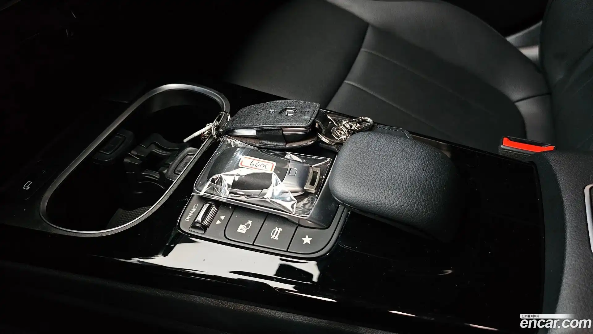 A-Class Mercedes-Benz 2022.7-OPTION-023