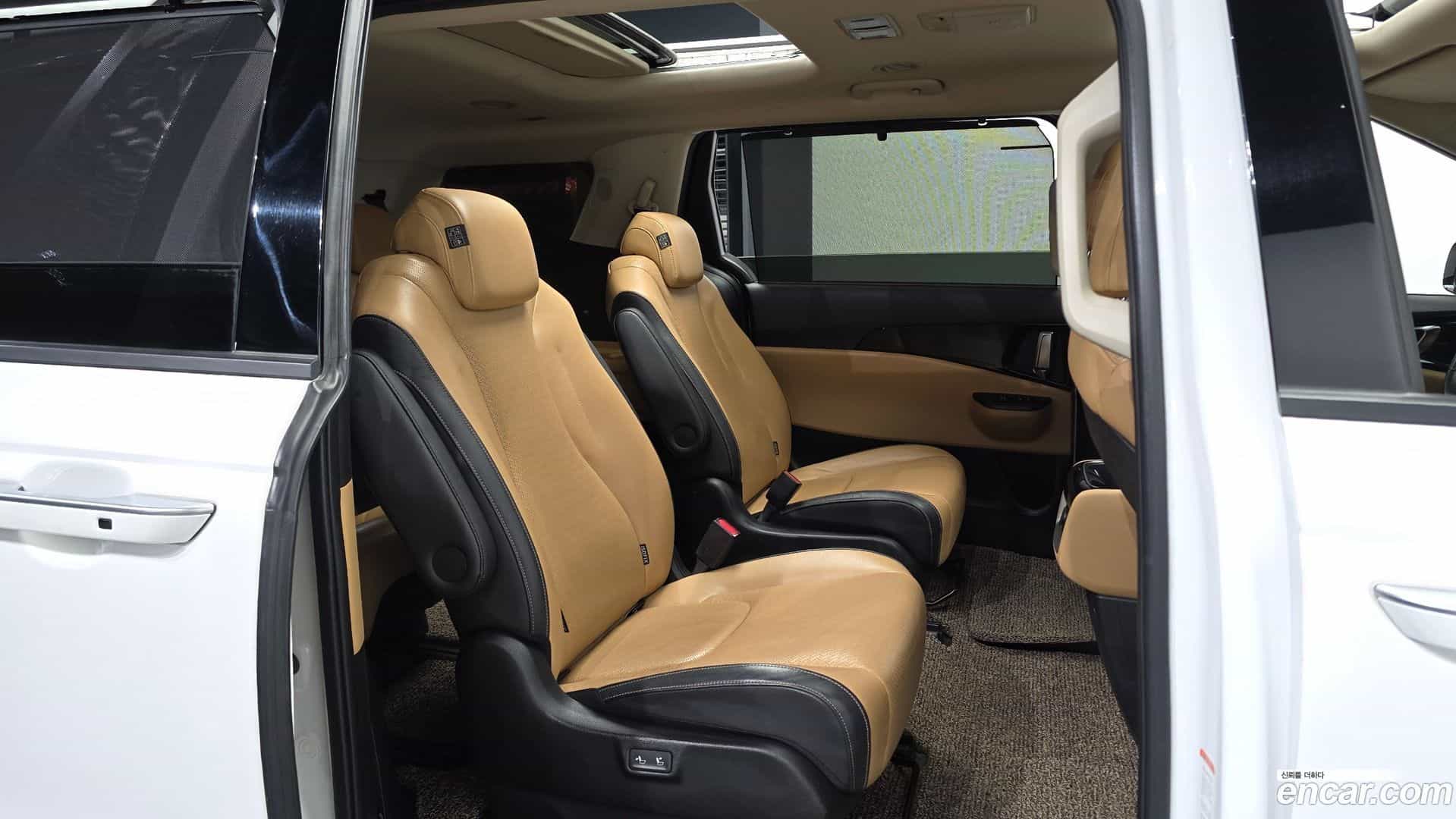 Canival Kia 2021.9-OPTION-016