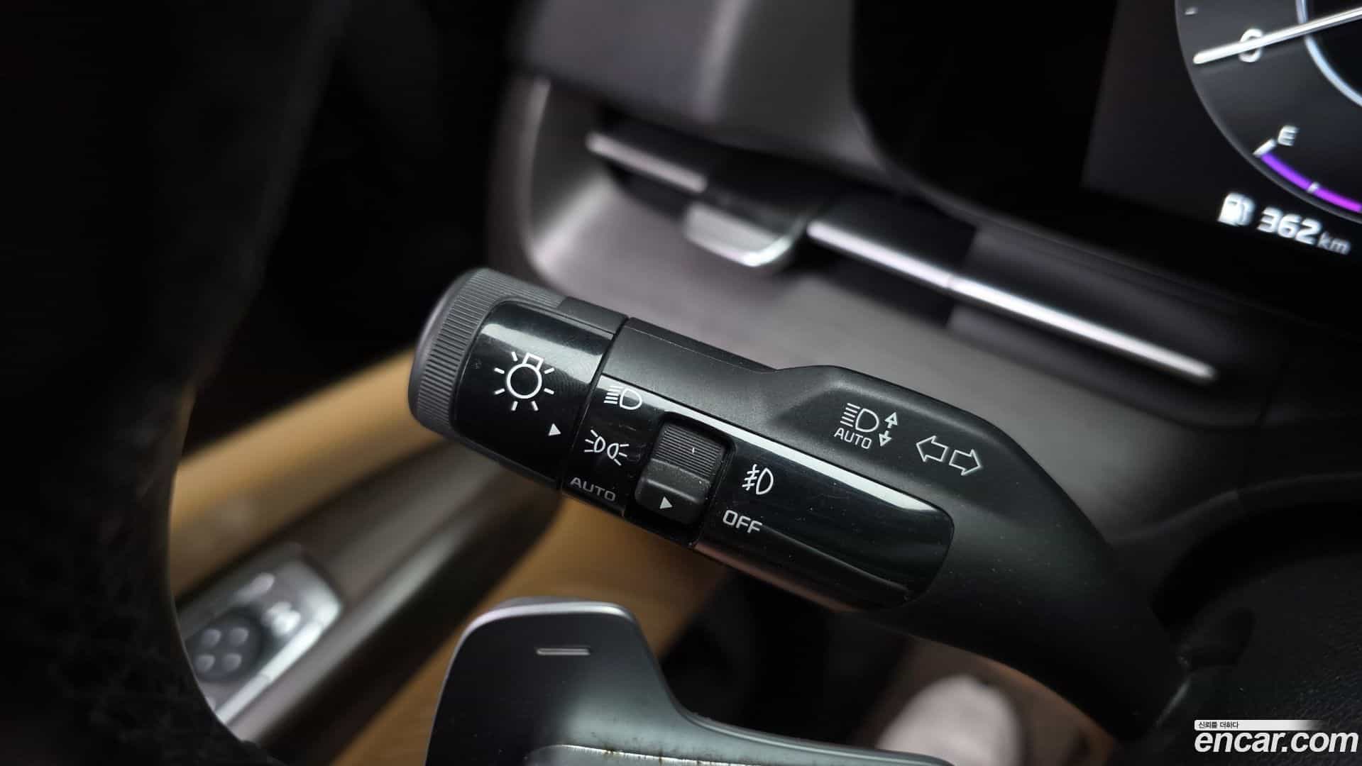 Canival Kia 2021.9-OPTION-024