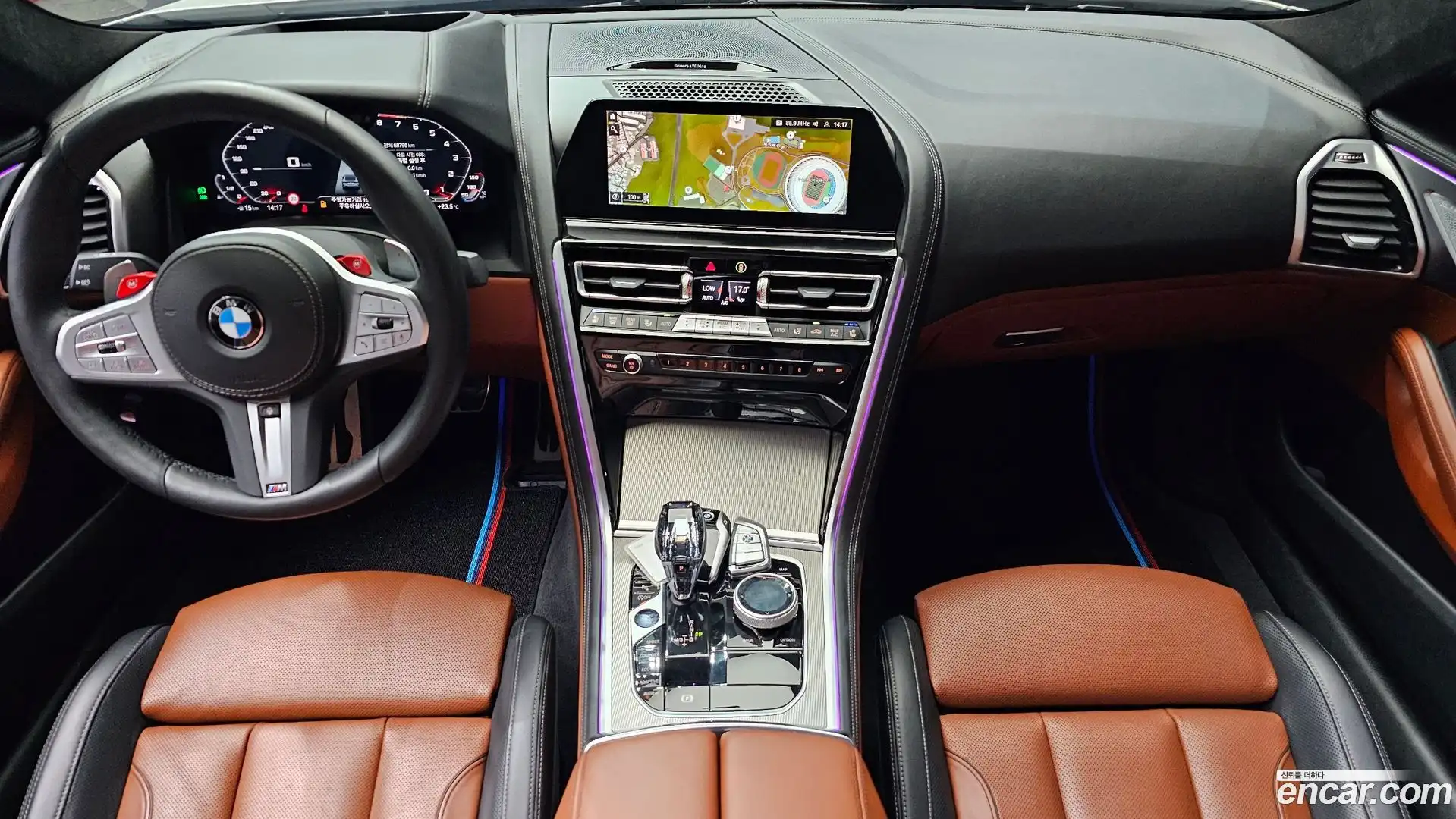 8-Series BMW 2021.9-INNER-007