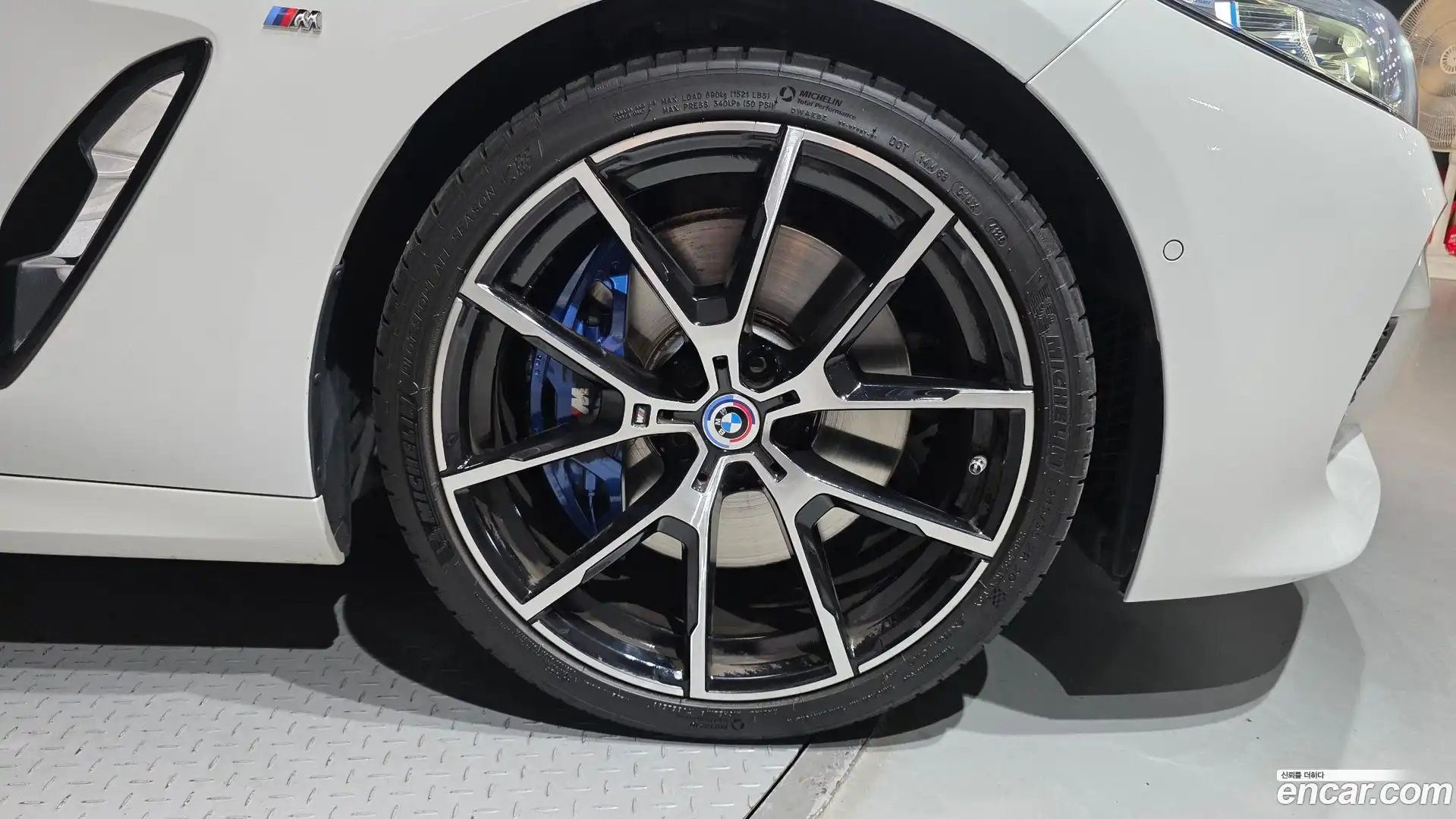 8-Series BMW 2021.9-OUTER-031