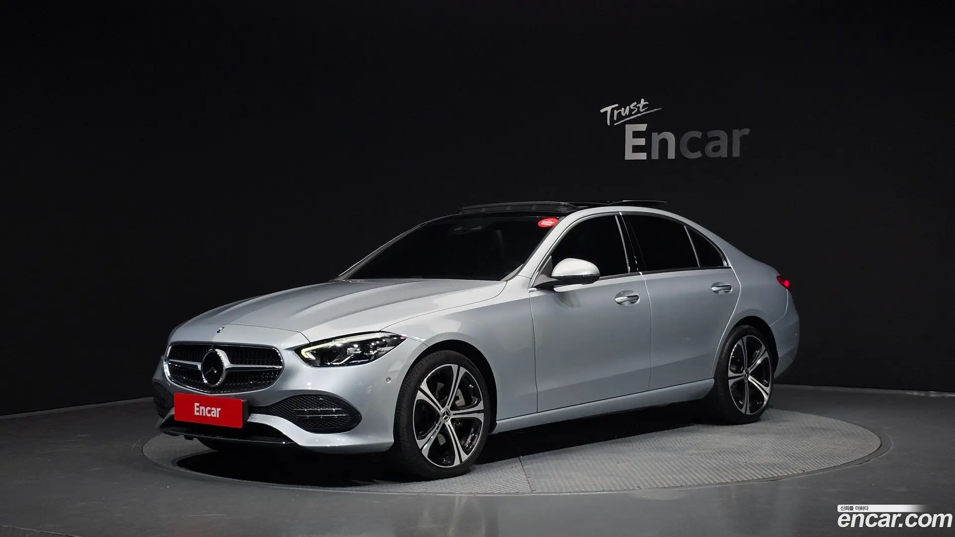 Main__Slider__Photo:C-Class Mercedes-Benz 2023.11-0