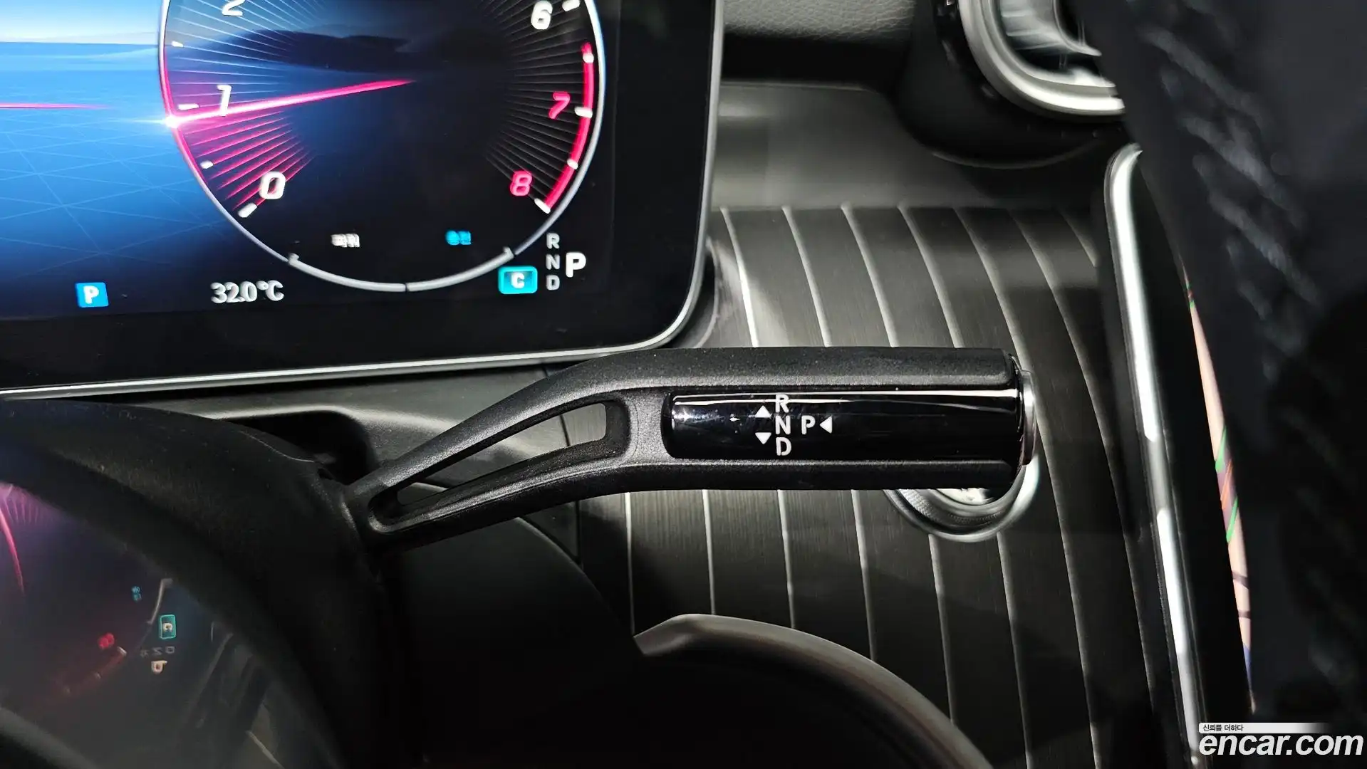C-Class Mercedes-Benz 2023.11-INNER-009