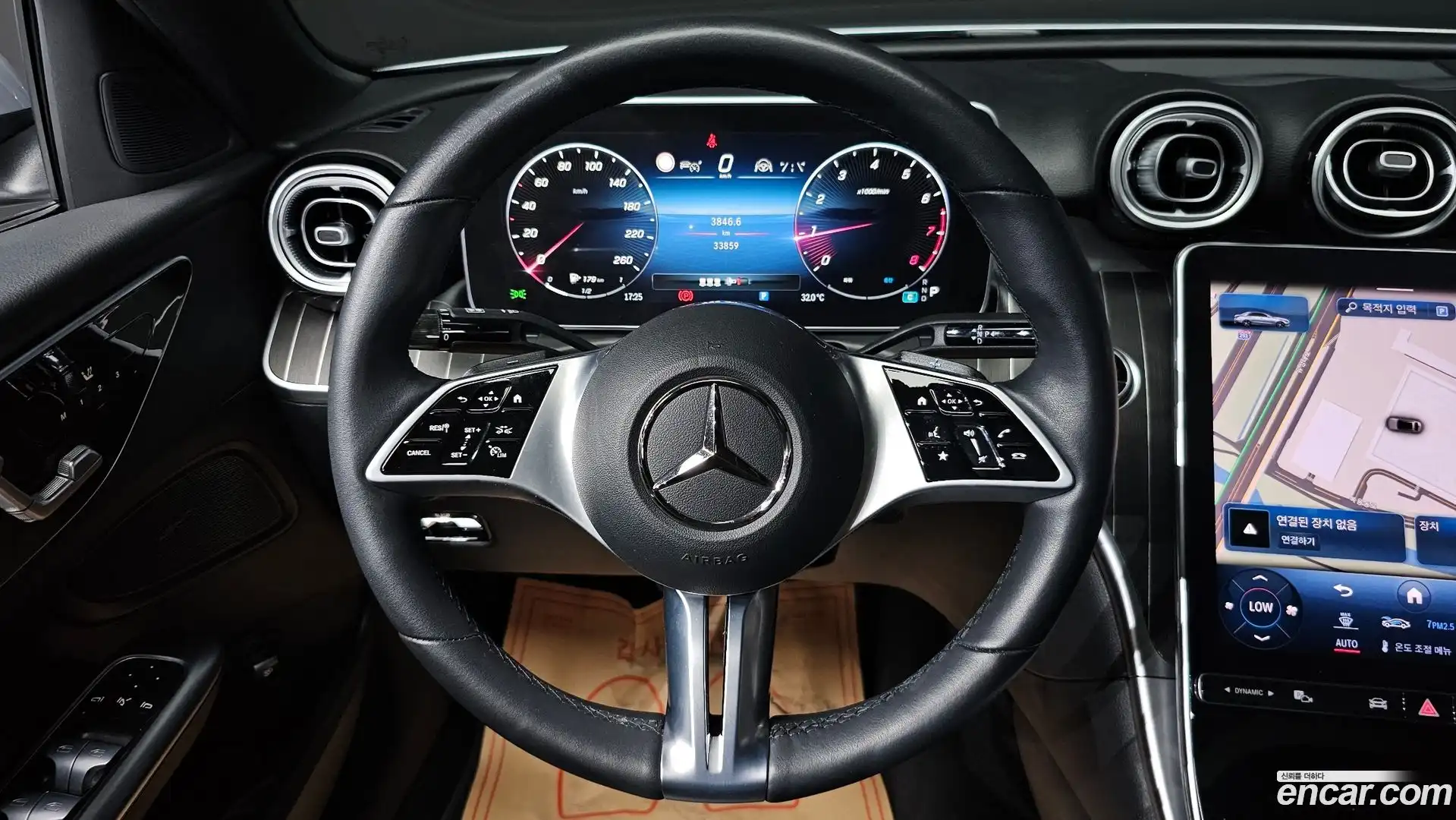 C-Class Mercedes-Benz 2023.11-OPTION-019