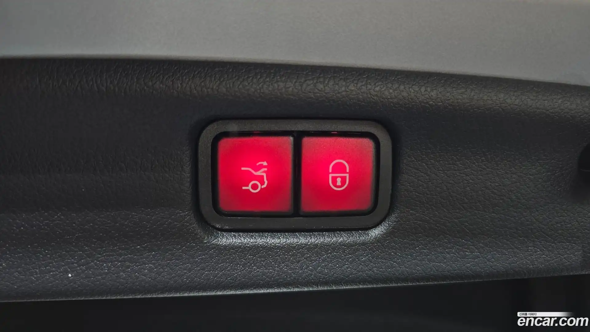 C-Class Mercedes-Benz 2023.11-OPTION-024