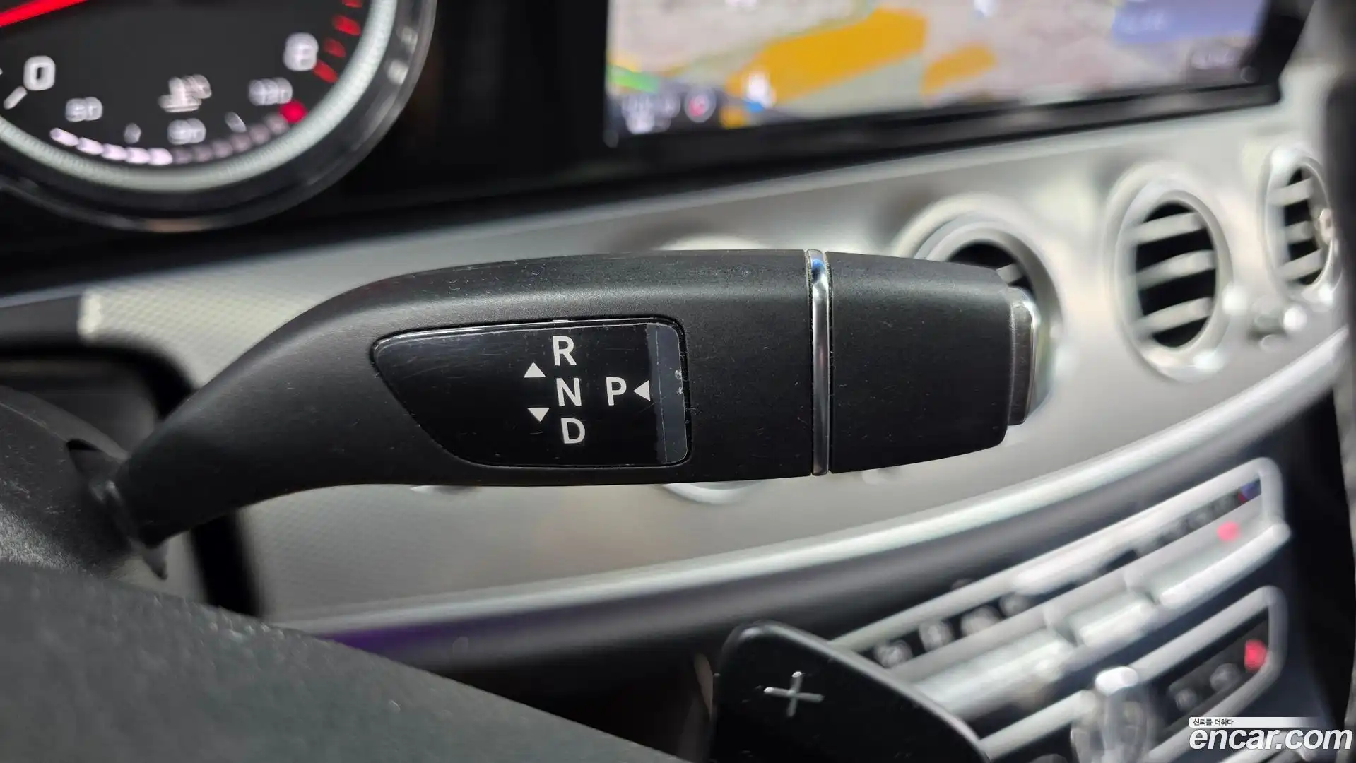E-Class Mercedes-Benz 2017.0-INNER-009
