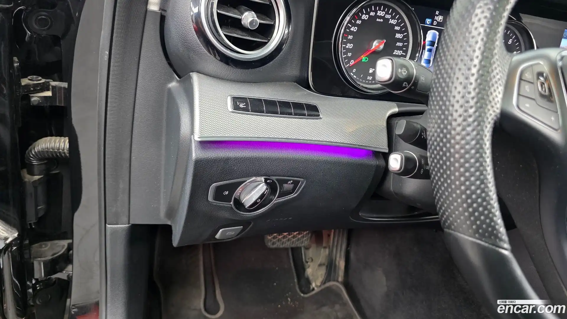 E-Class Mercedes-Benz 2017.0-OPTION-020