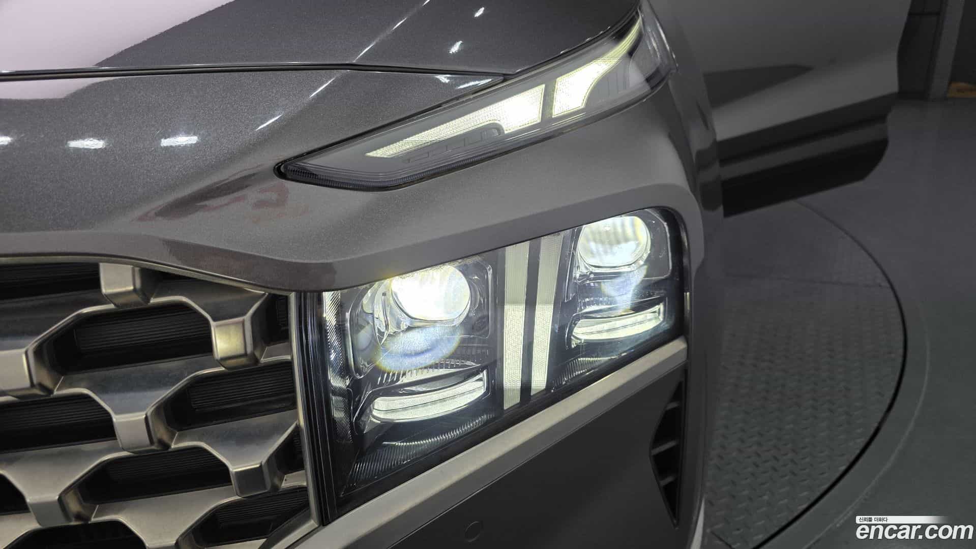 Santafe Hyundai 2022.8-OUTER-032