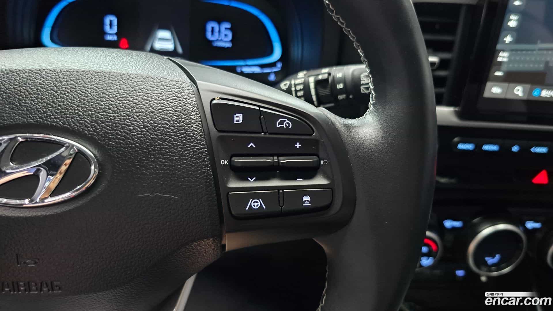 Venue Hyundai 2023.6-OPTION-020