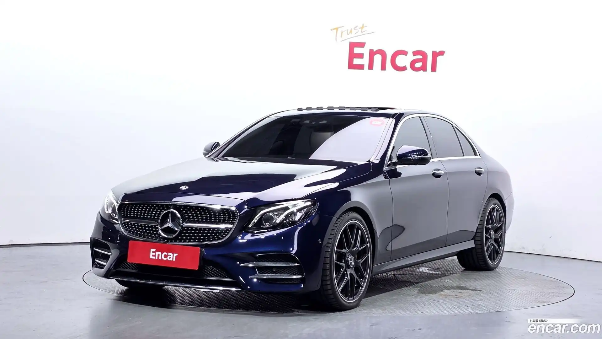 E-Class Mercedes-Benz 2018.9-OUTER-001