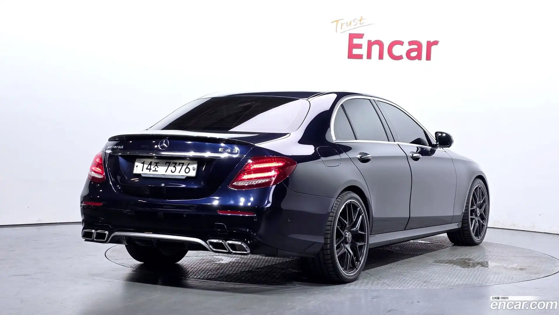 E-Class Mercedes-Benz 2018.9-OUTER-002