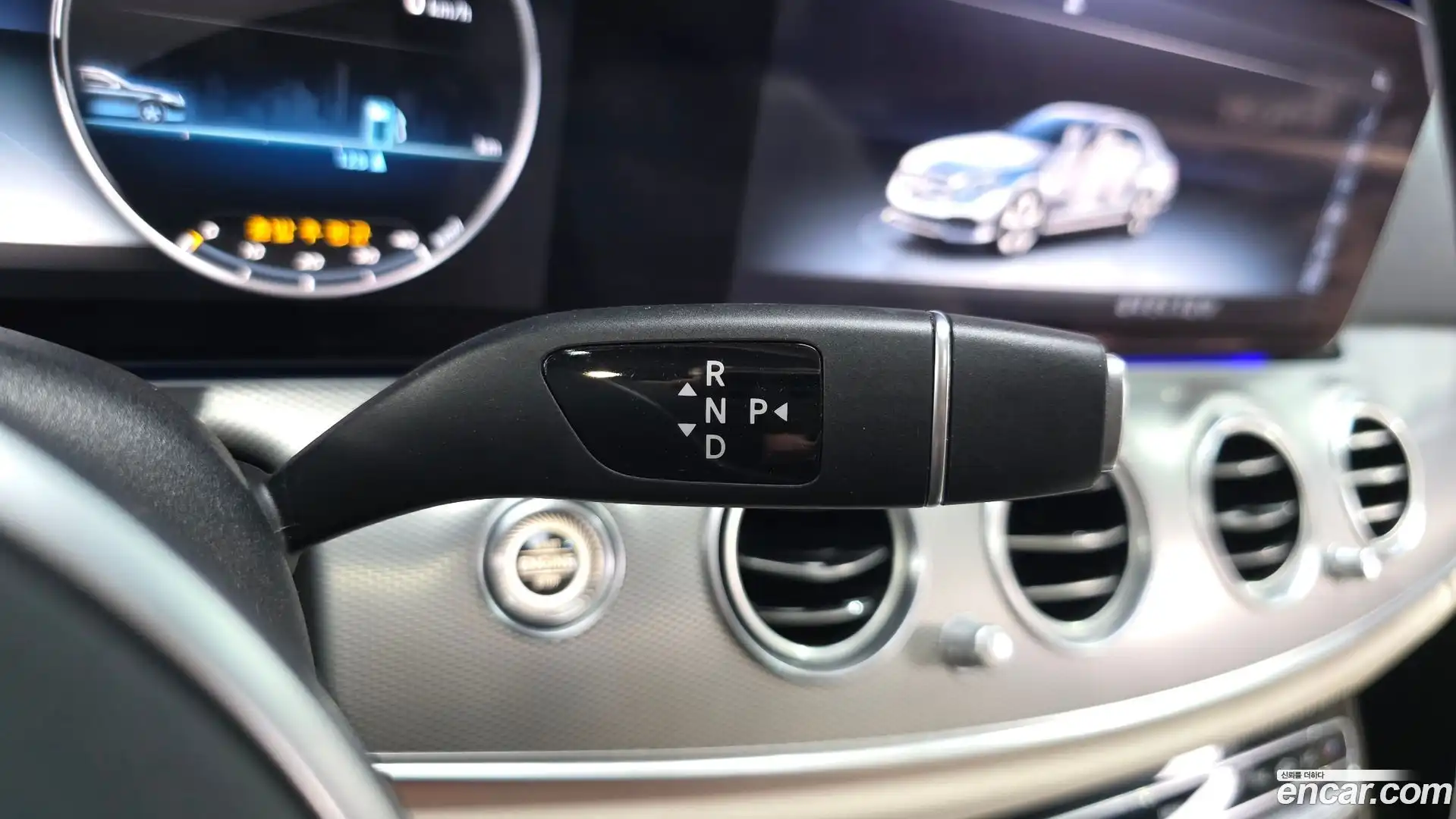 E-Class Mercedes-Benz 2018.9-INNER-009