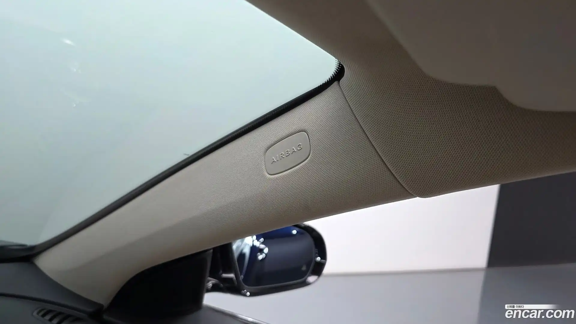 E-Class Mercedes-Benz 2018.9-OPTION-046