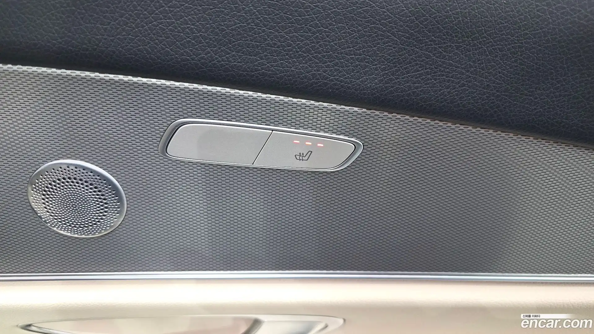 E-Class Mercedes-Benz 2018.9-OPTION-047