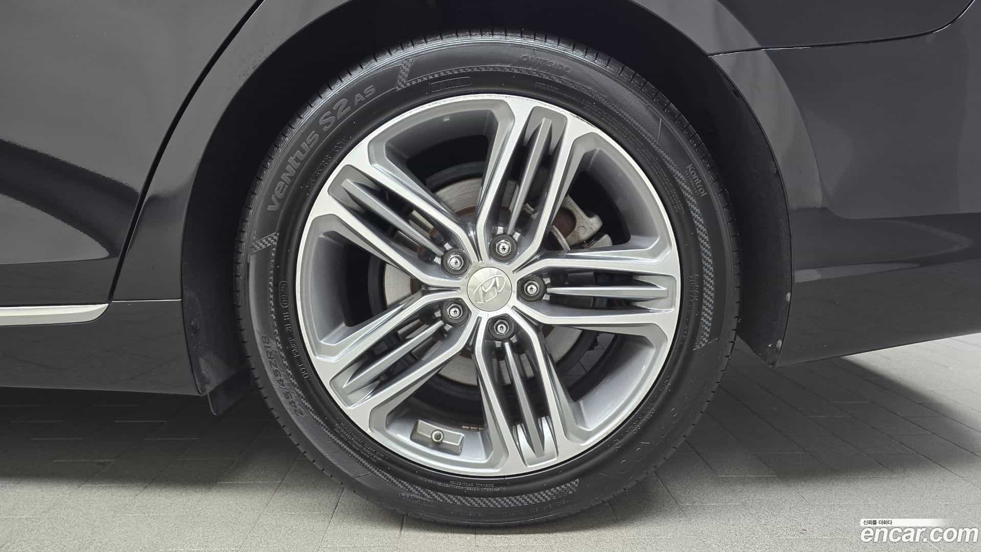 Grandeur Hyundai 2018.4-OUTER-031