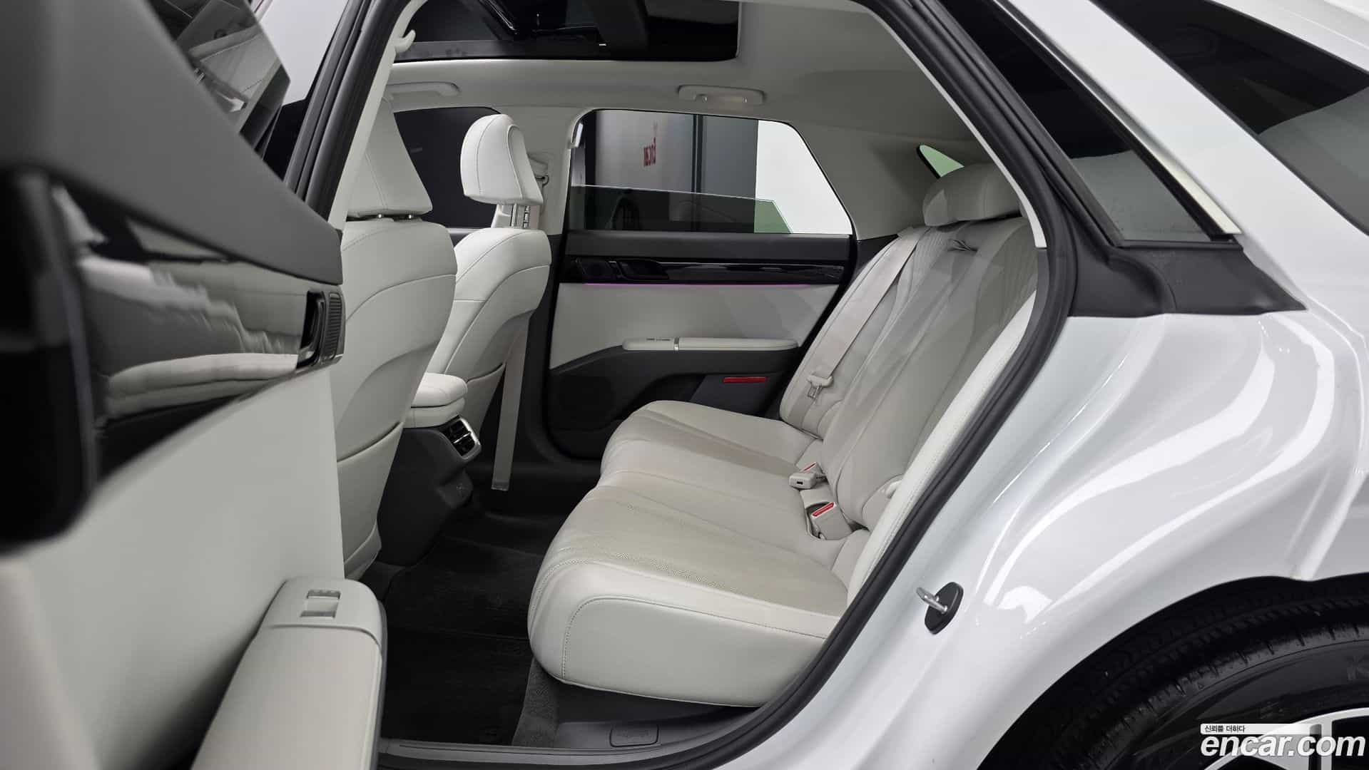 Grandeur Hyundai 2024.5-OPTION-016