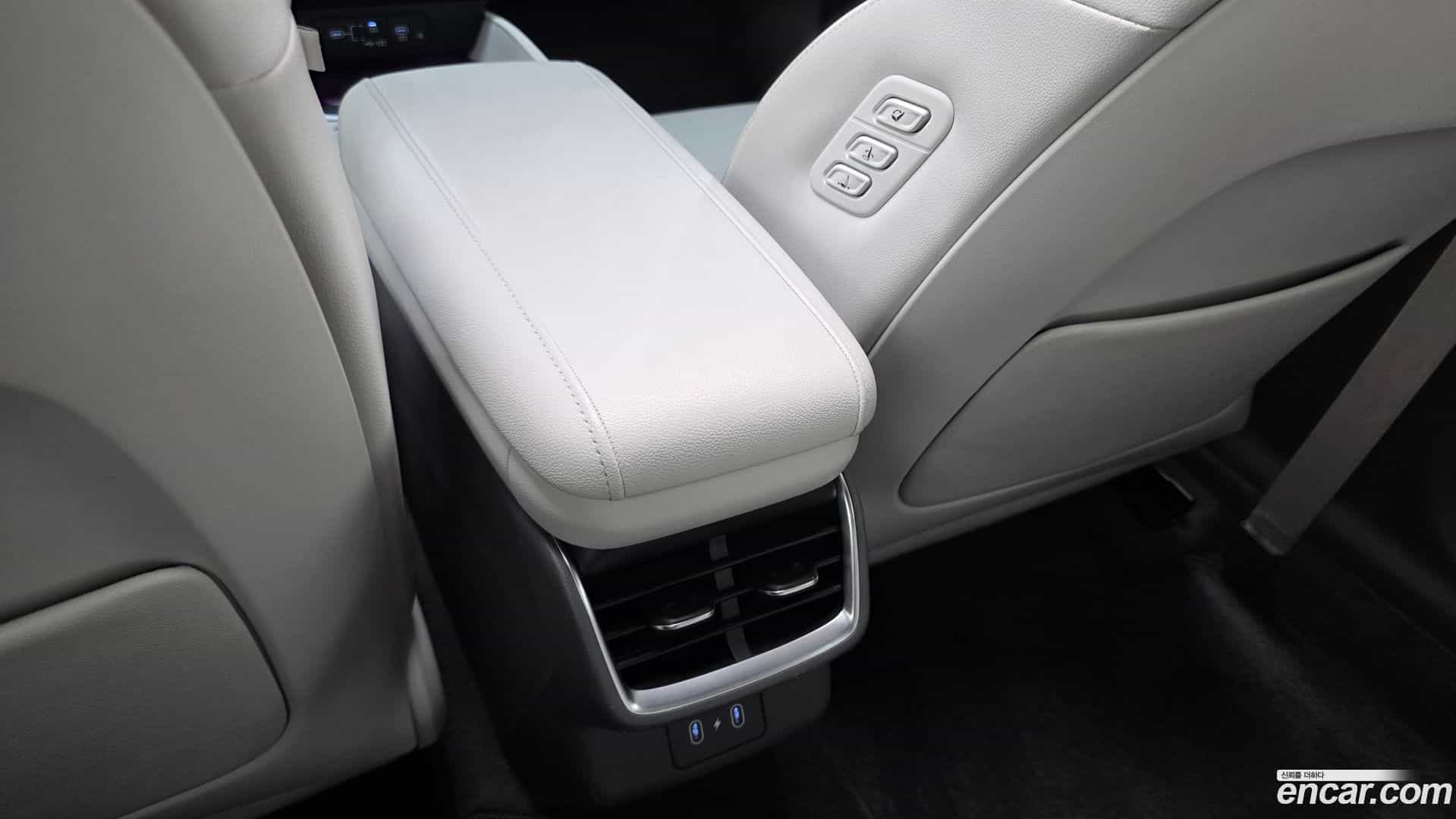 Grandeur Hyundai 2024.5-OPTION-043