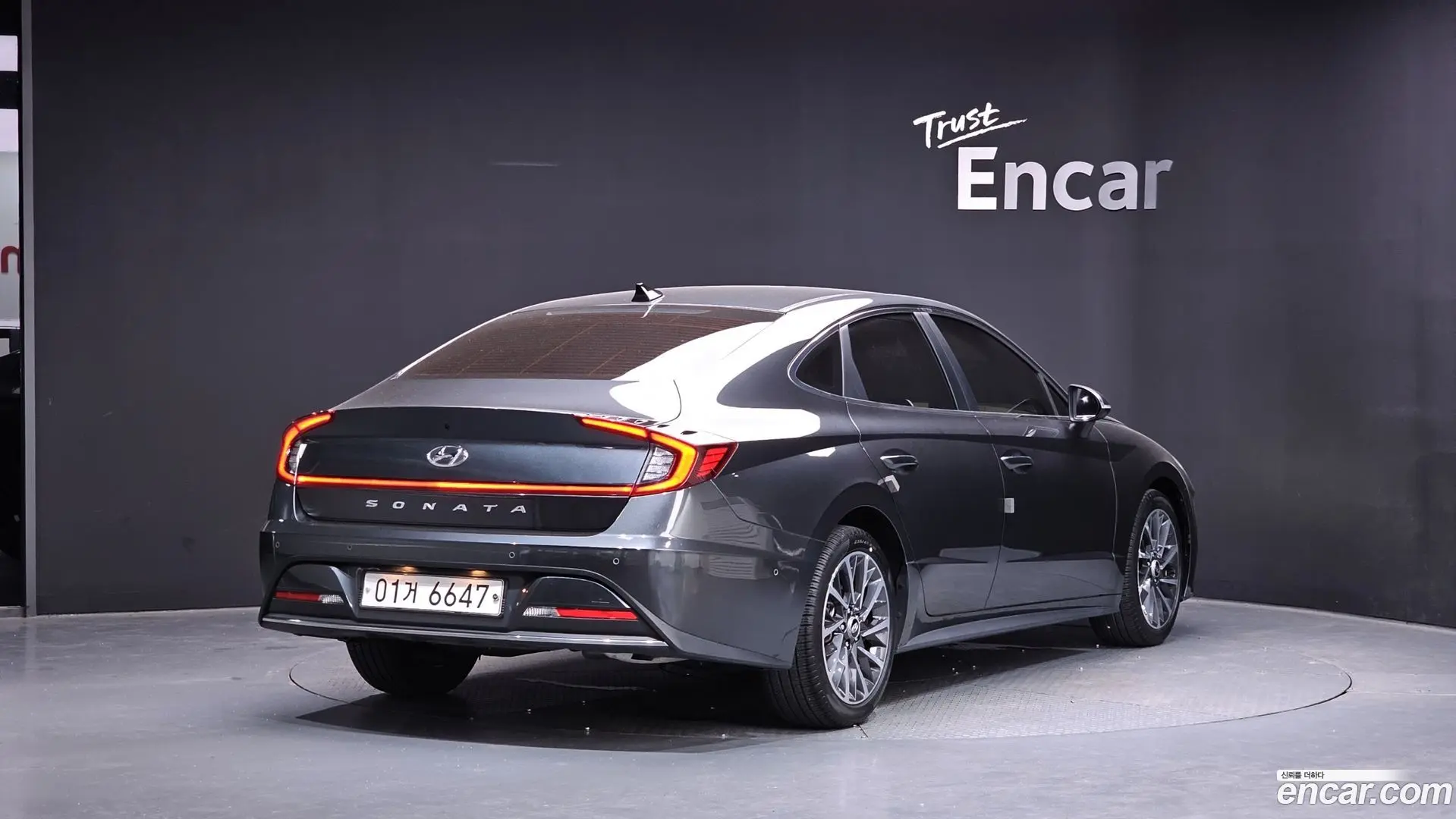 Main__Slider__Photo:Sonata Hyundai 2019.6-1