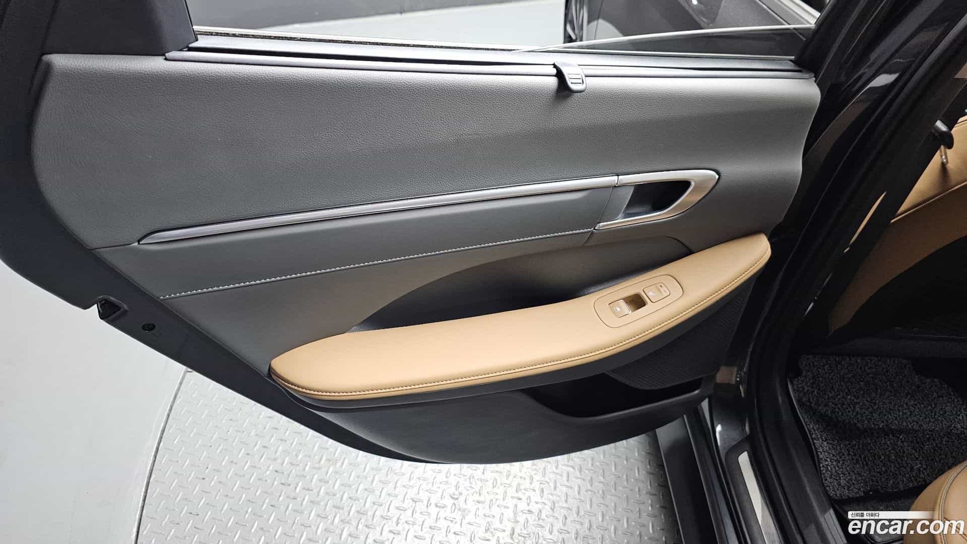 Sonata Hyundai 2019.6-INNER-035