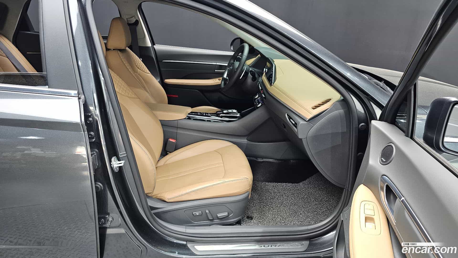 Sonata Hyundai 2019.6-INNER-036