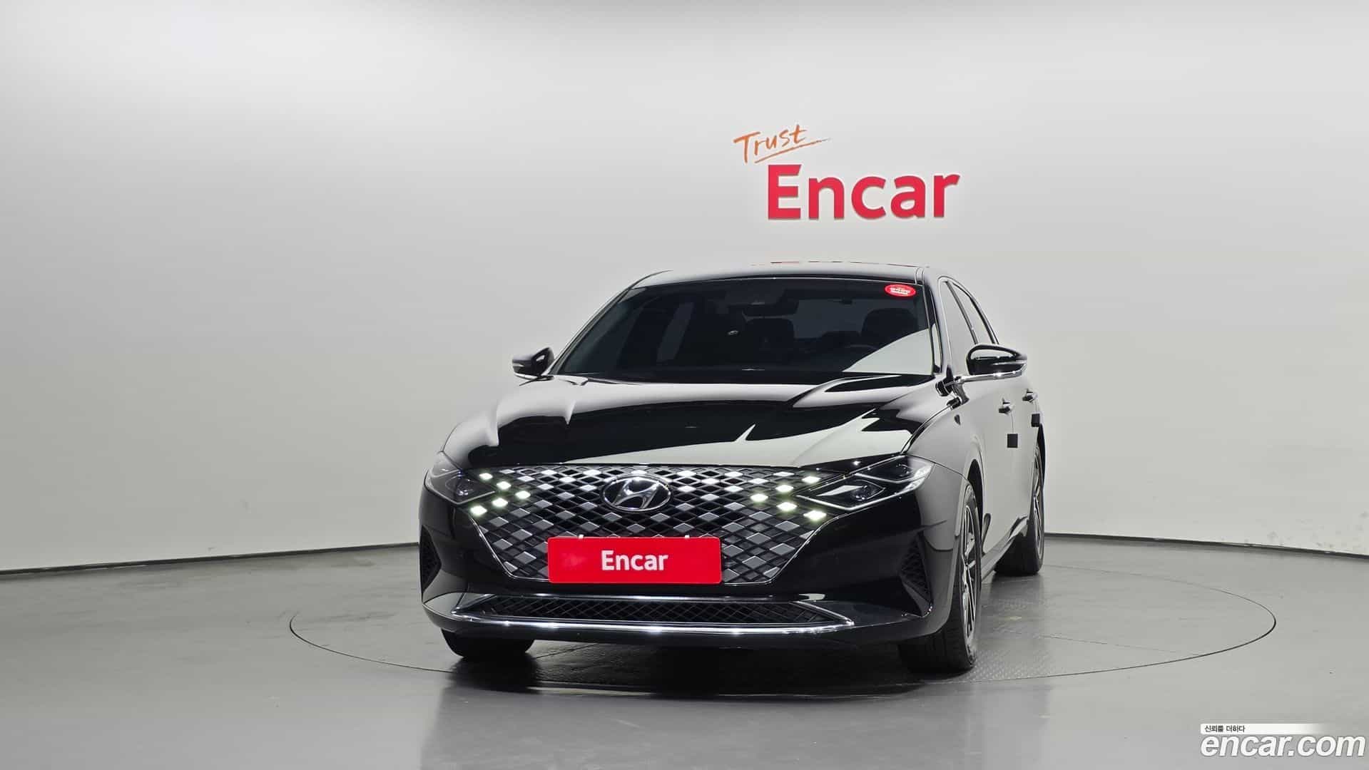 Grandeur Hyundai 2022.3-OUTER-003