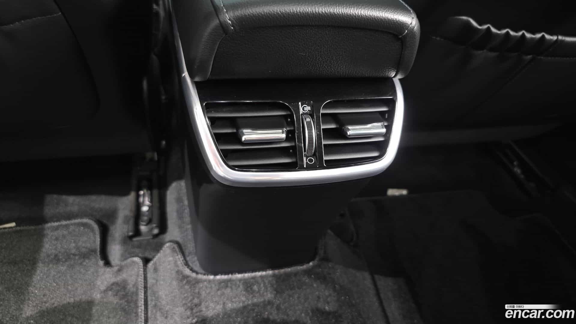 Grandeur Hyundai 2022.3-OPTION-024