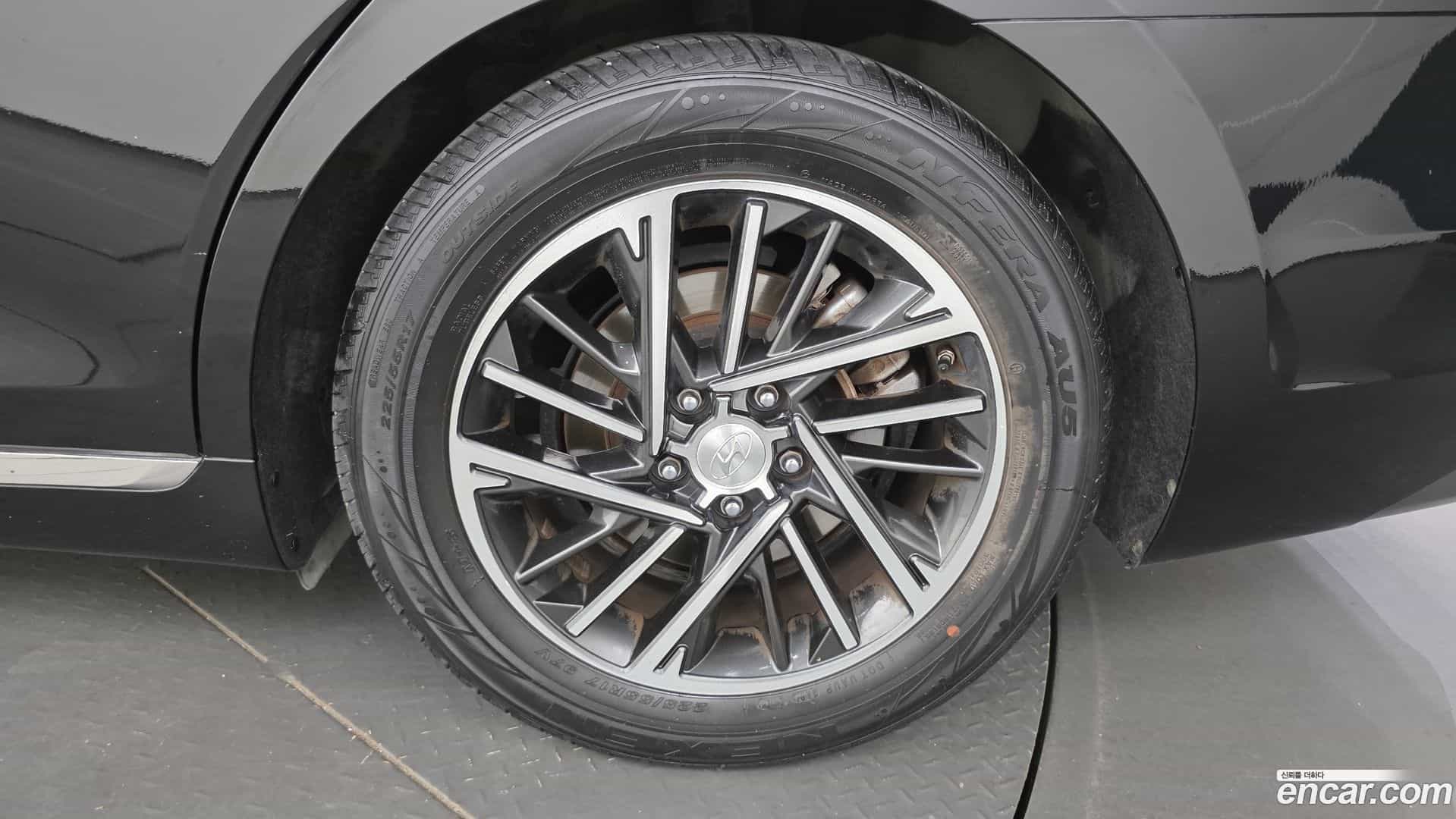 Grandeur Hyundai 2022.3-OUTER-031