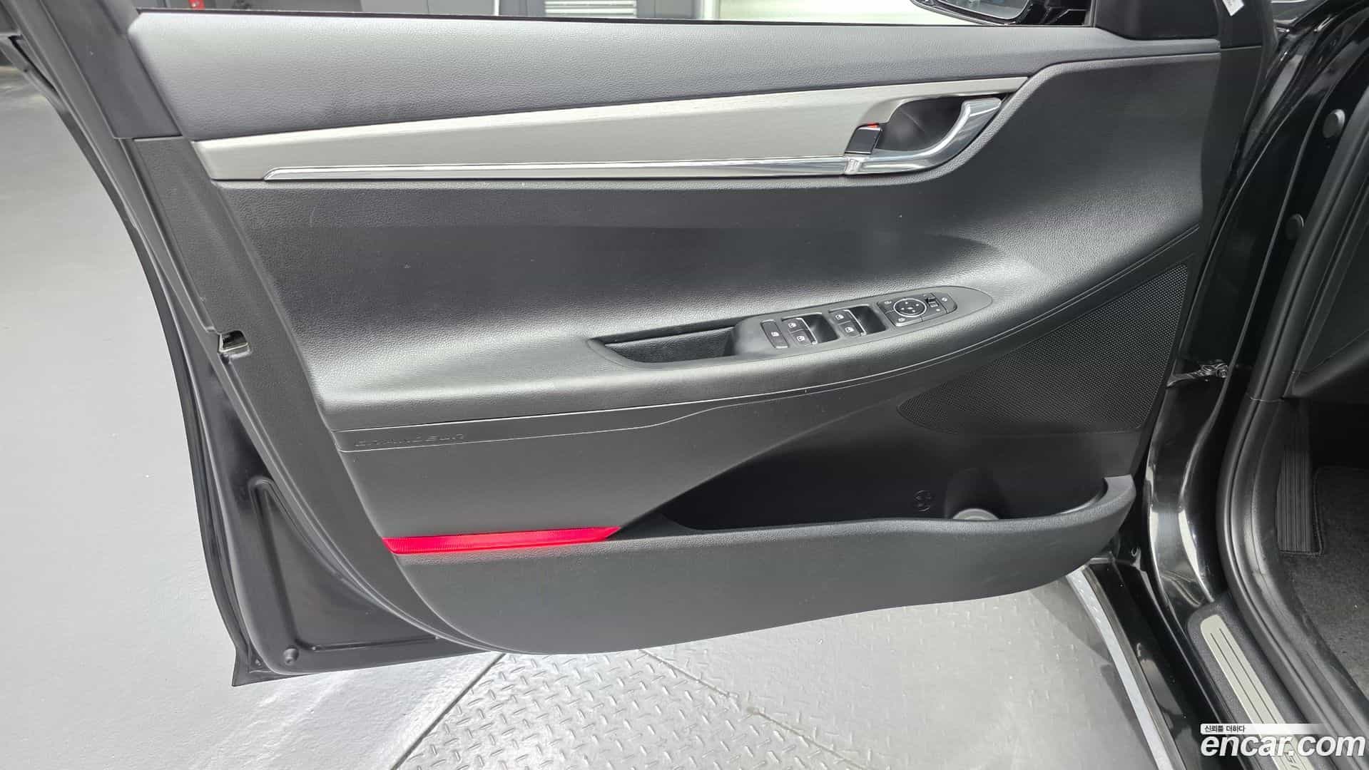 Grandeur Hyundai 2022.3-INNER-034