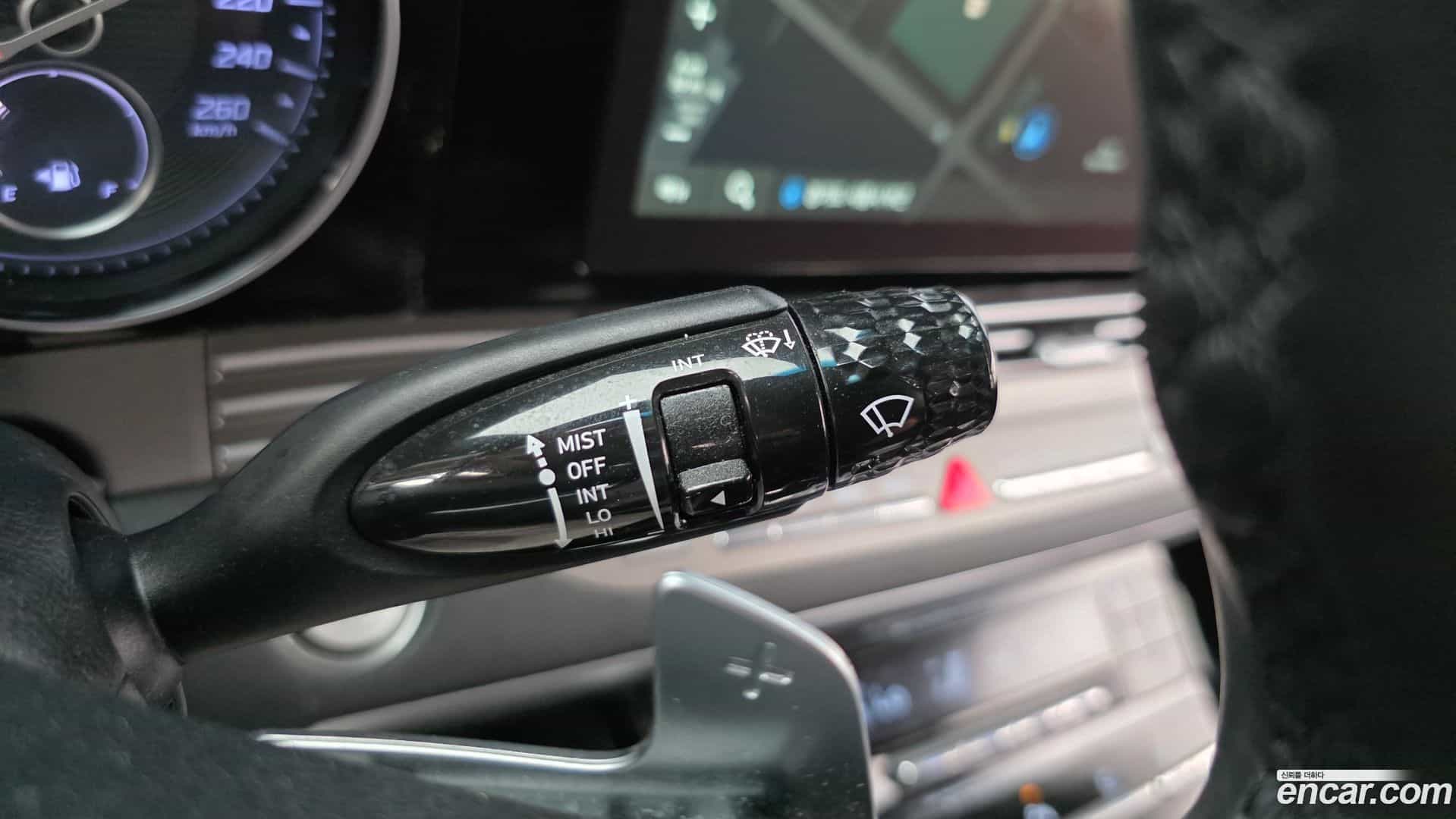 Grandeur Hyundai 2022.3-OPTION-040